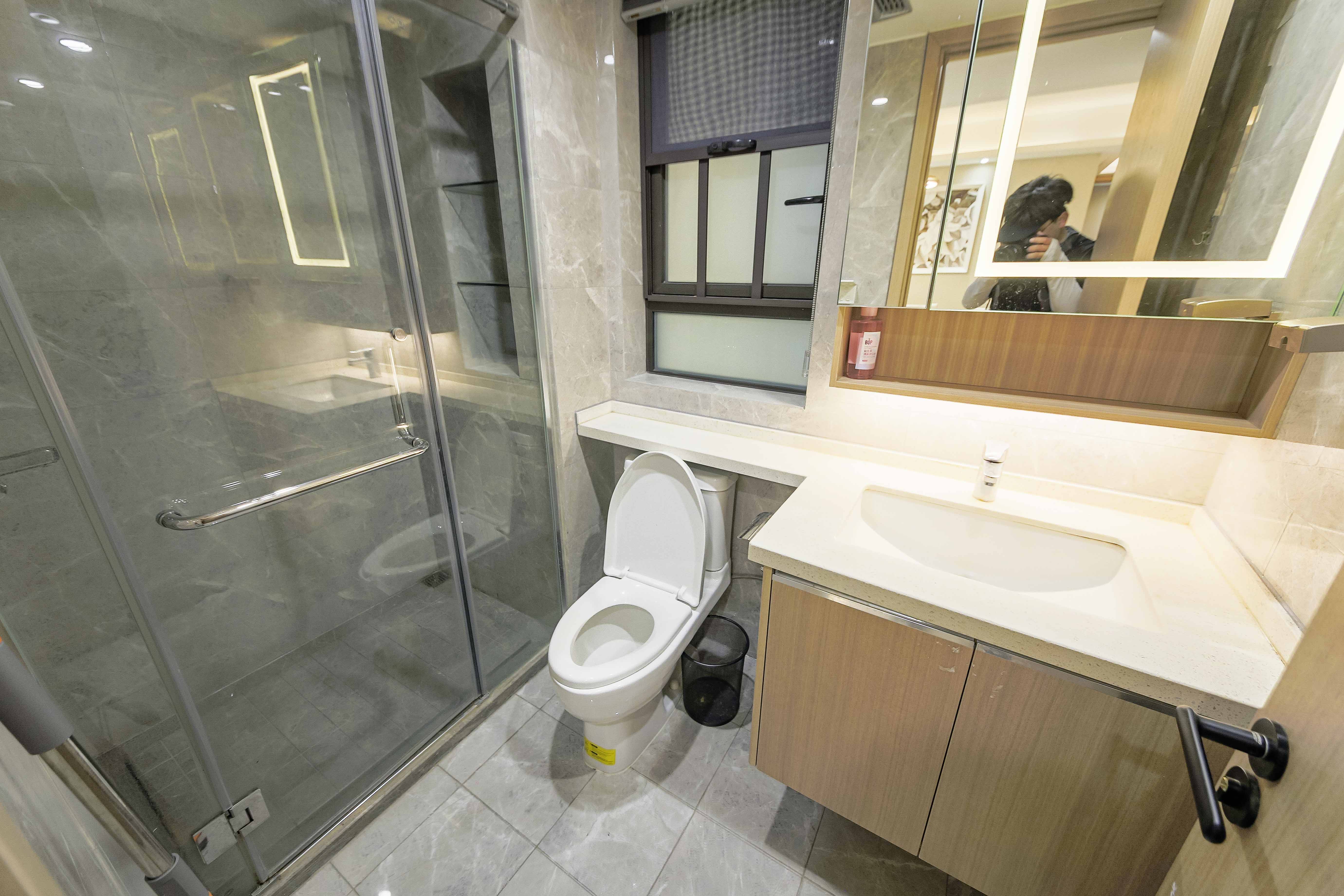 旭辉华宇南宸府  3室2厅2卫    162.0万 旭辉华宇南宸府  3室2厅2卫    162.0万卫生间