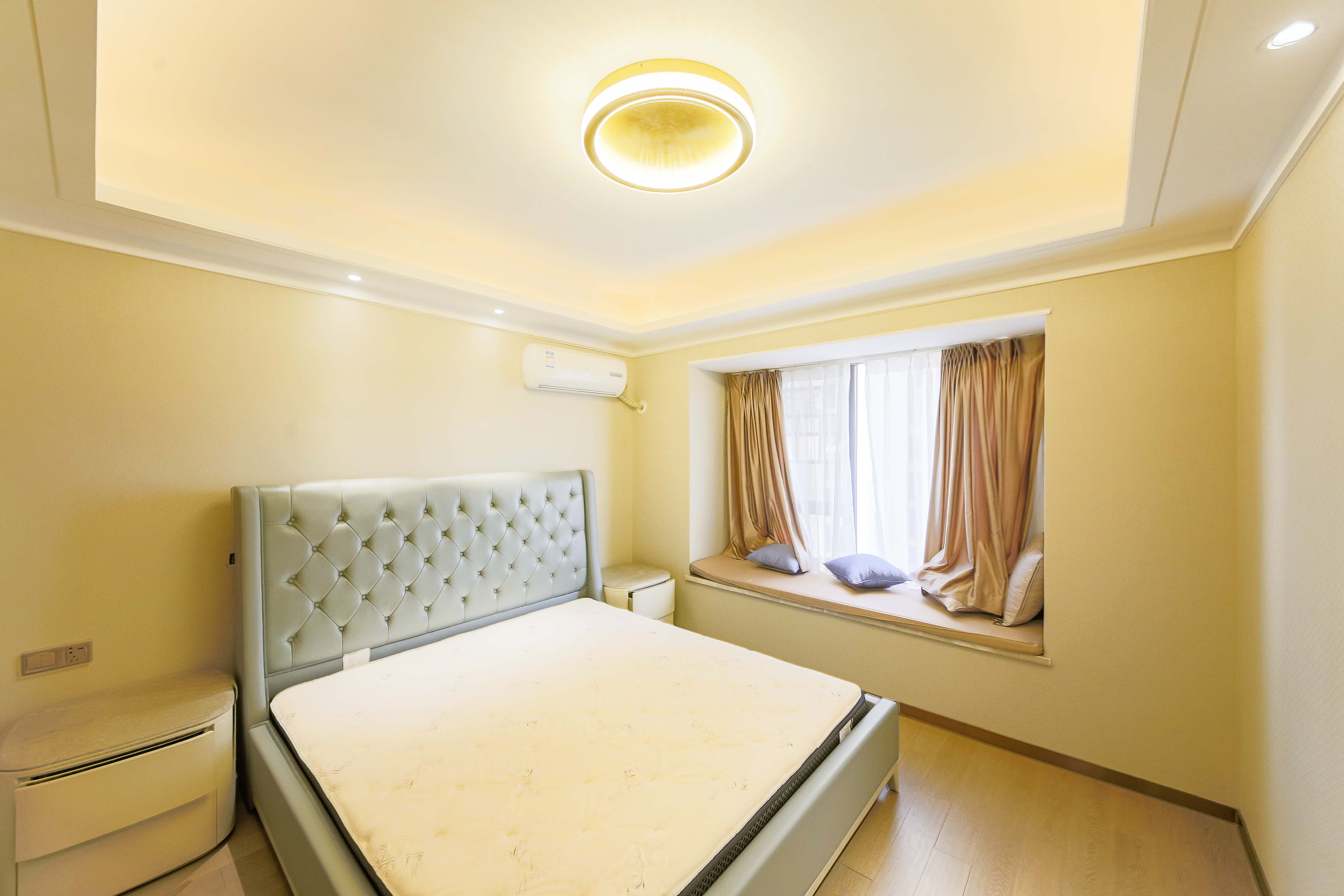 旭辉华宇南宸府  3室2厅2卫    162.0万 旭辉华宇南宸府  3室2厅2卫    162.0万卧室