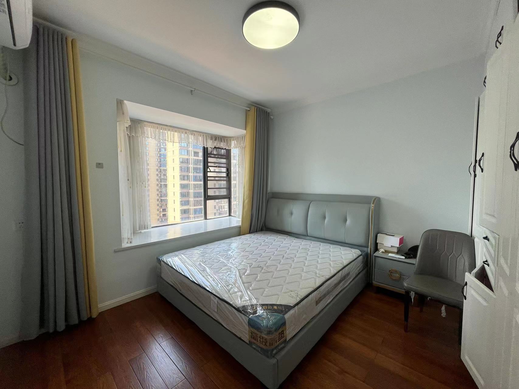 春藤小镇 3室2厅2卫 72.8万 春藤小镇 3室2厅2卫 72.8万客厅