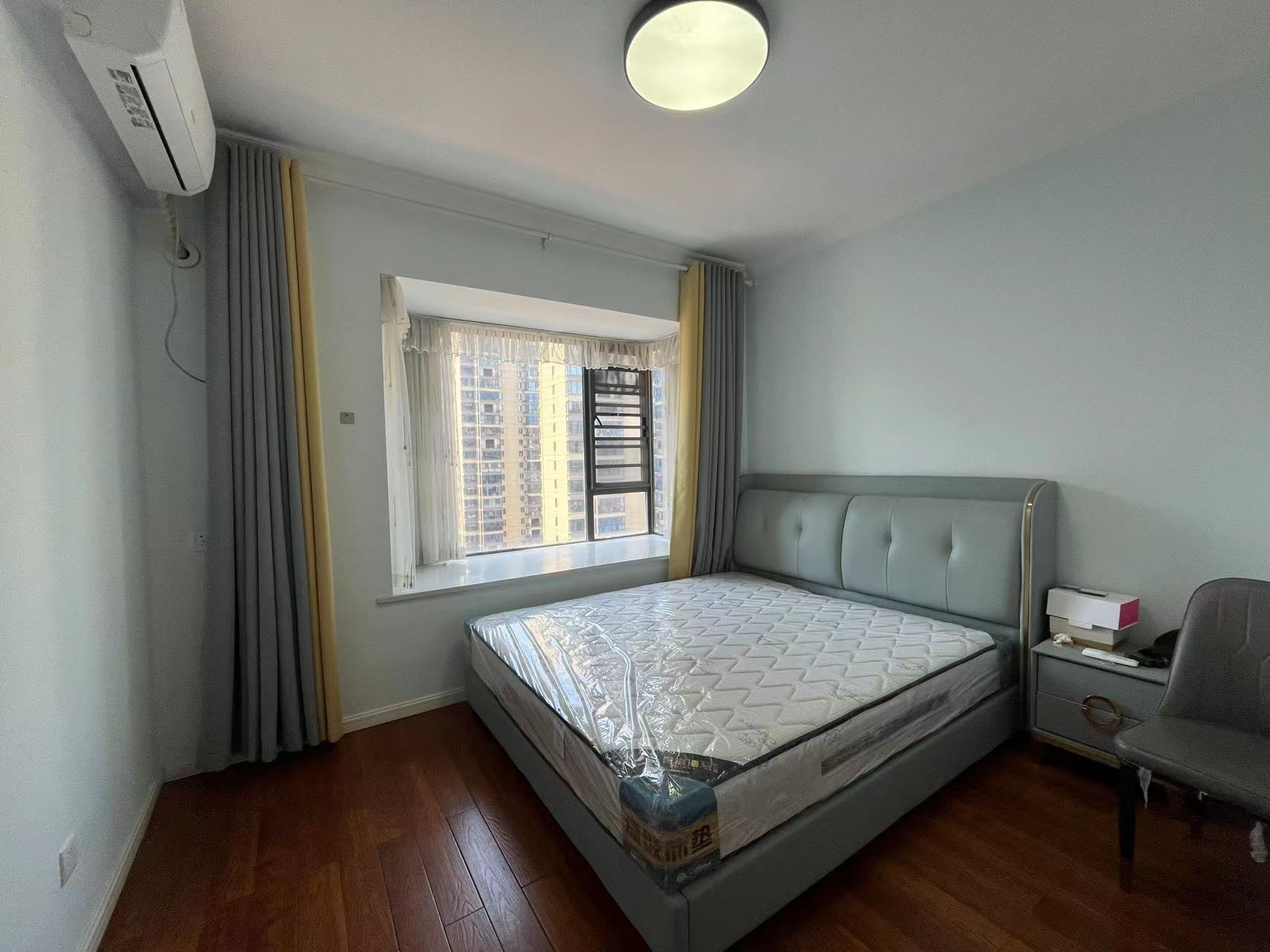 春藤小镇 3室2厅2卫 72.8万 春藤小镇 3室2厅2卫 72.8万客厅