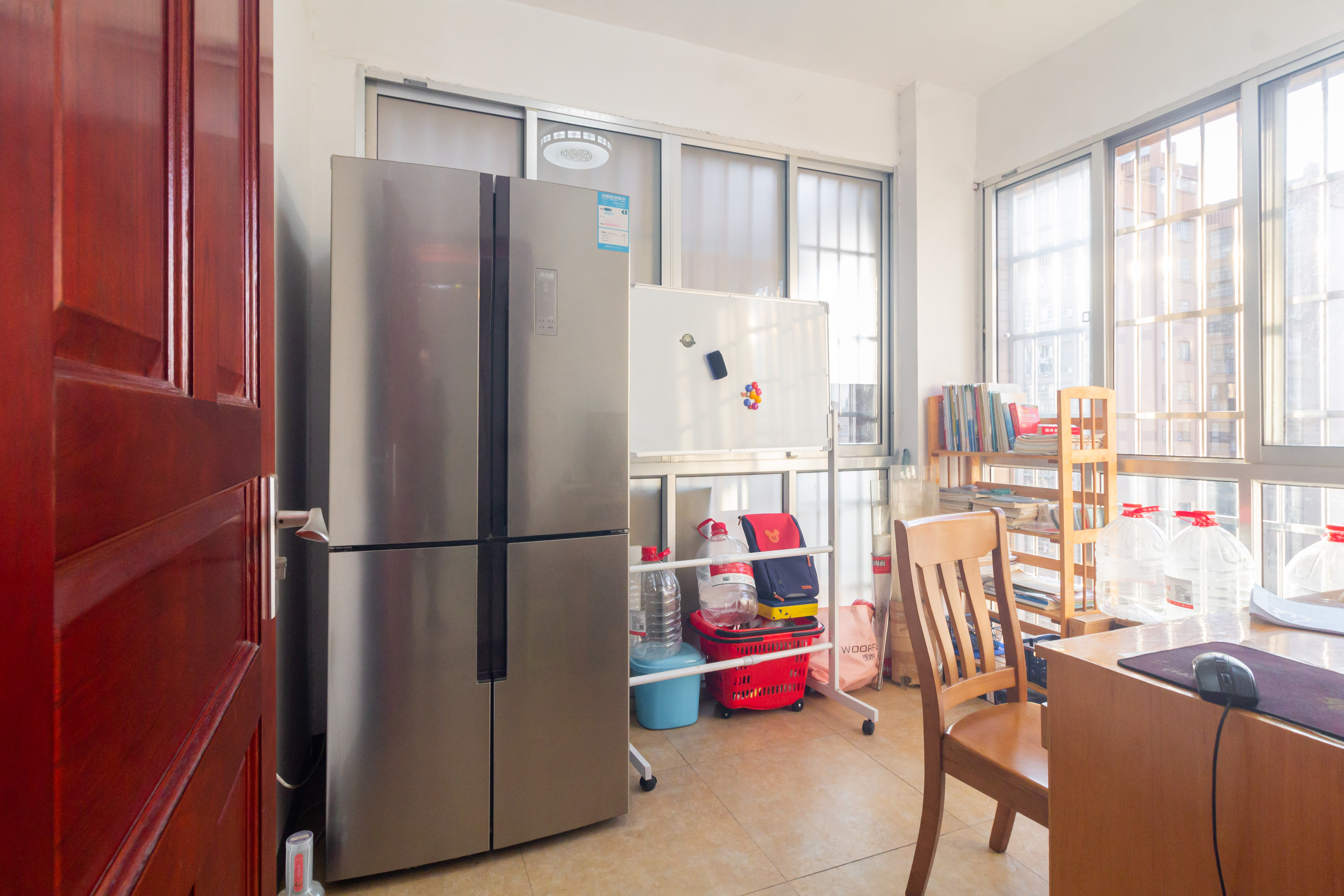 爵士湘  4室2厅2卫    64.5万 爵士湘  4室2厅2卫    64.5万卧室