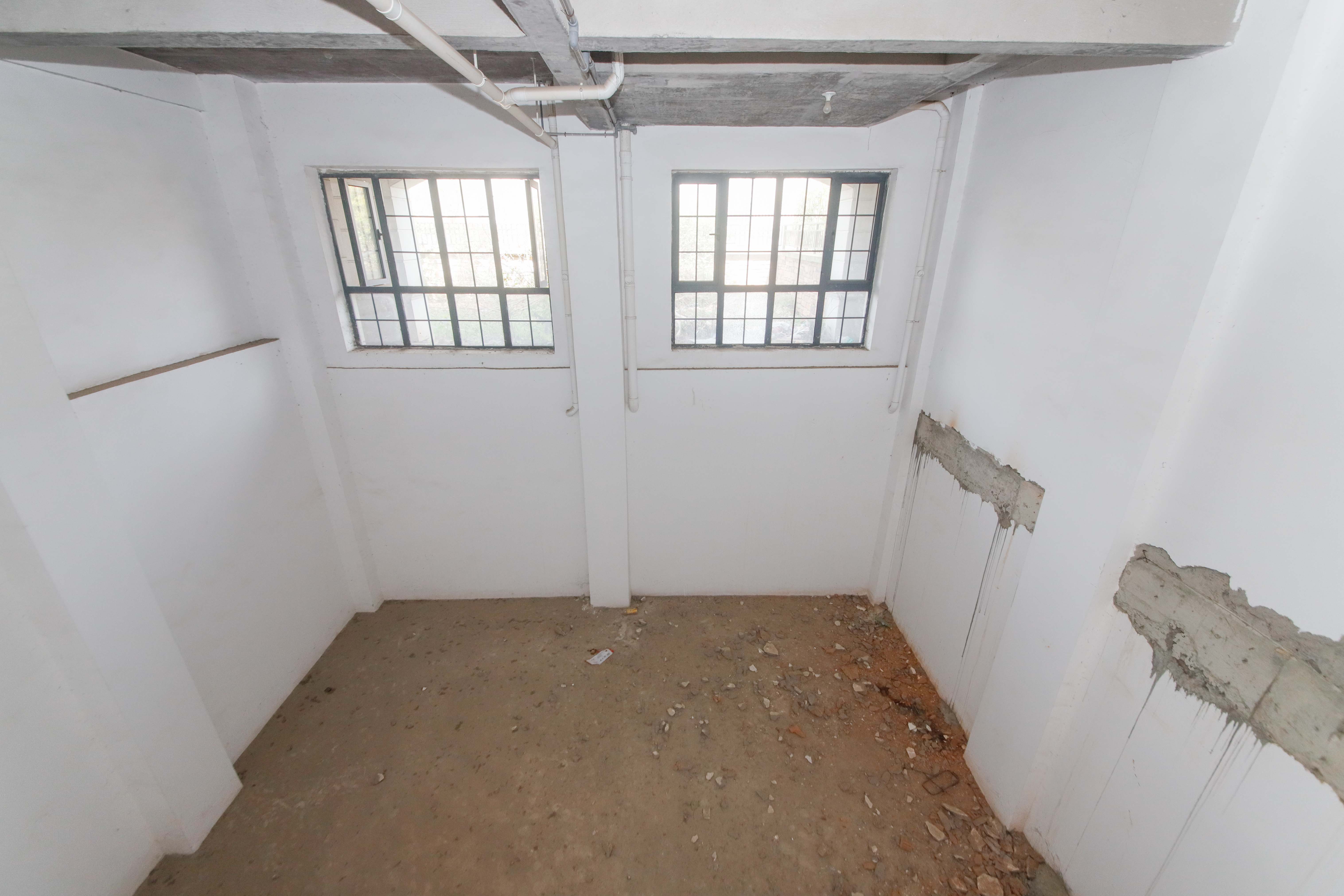 中海梅溪湖壹号  8室3厅4卫    2300.0万 中海梅溪湖壹号  8室3厅4卫    2300.0万其他