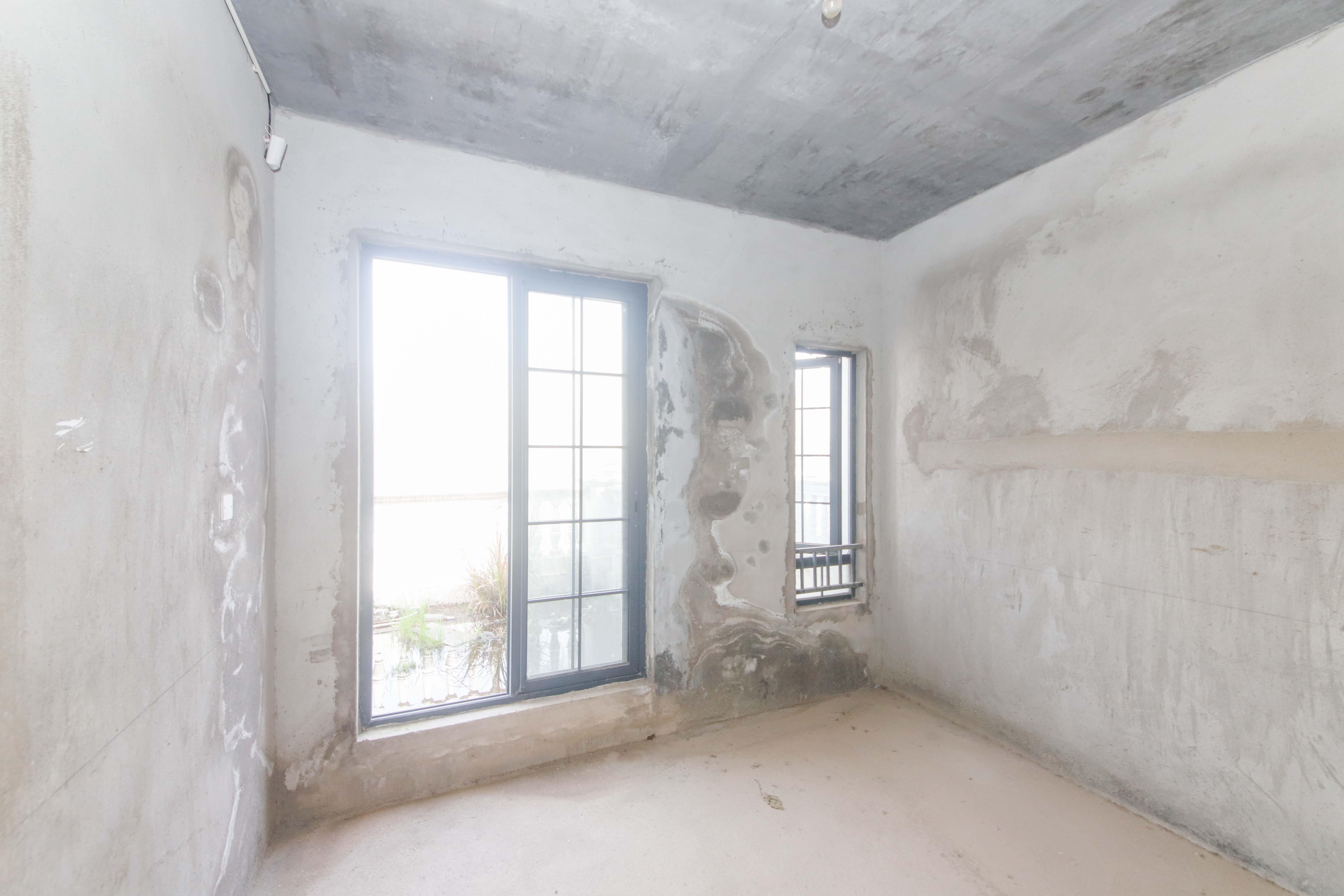 中海梅溪湖壹号  8室3厅4卫    2300.0万 中海梅溪湖壹号  8室3厅4卫    2300.0万其他