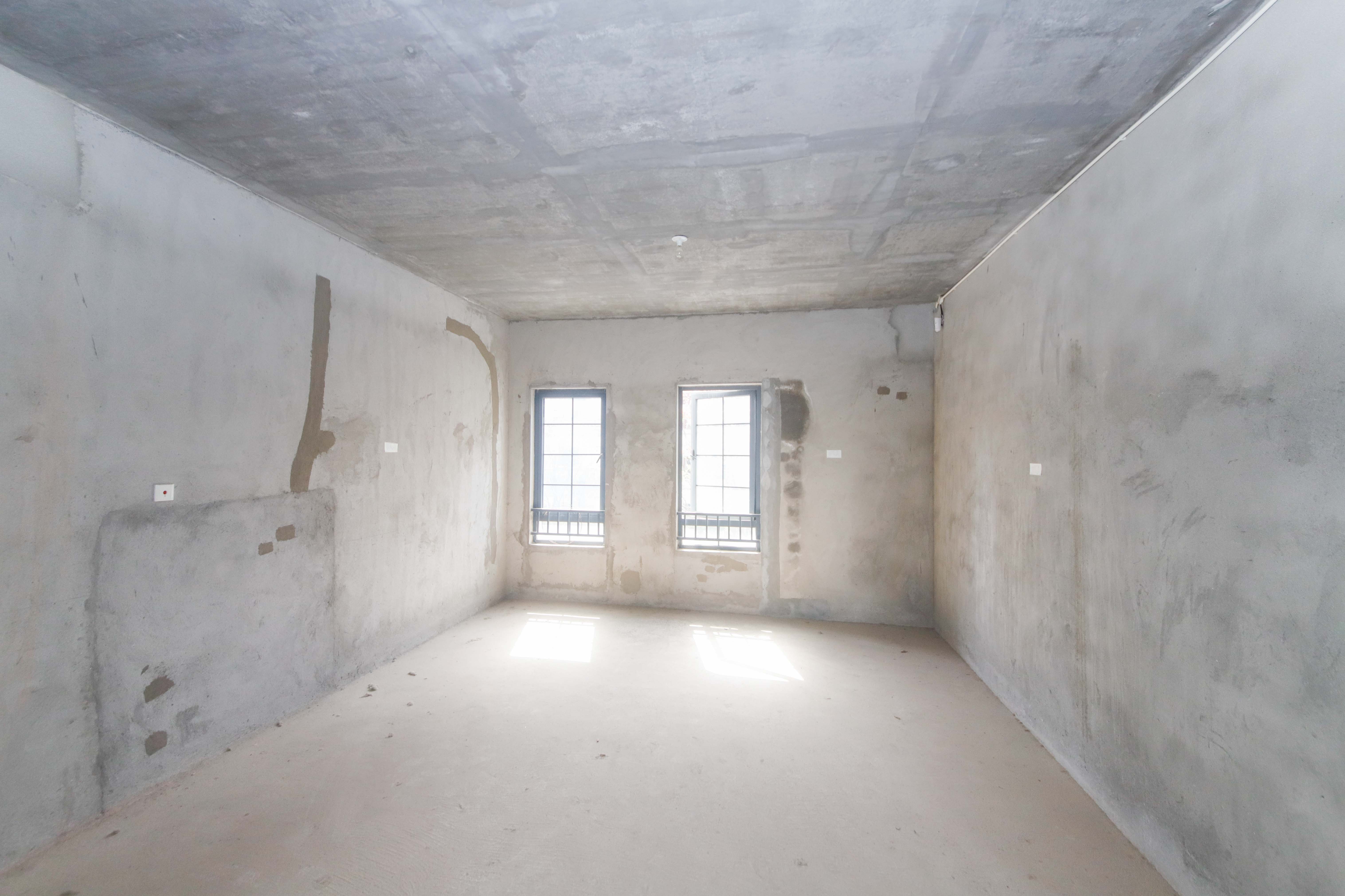 中海梅溪湖壹号  8室3厅4卫    2300.0万 中海梅溪湖壹号  8室3厅4卫    2300.0万其他