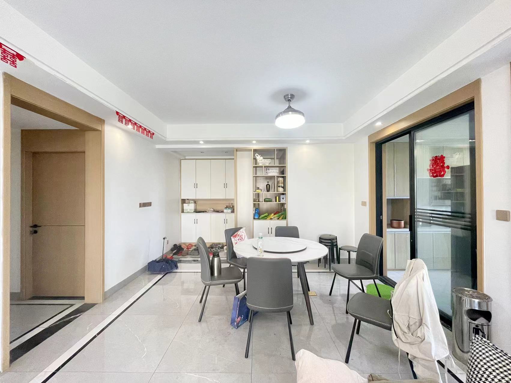 馨香橄榄城 4室2厅2卫 100.0万 馨香橄榄城 4室2厅2卫 100.0万室内图