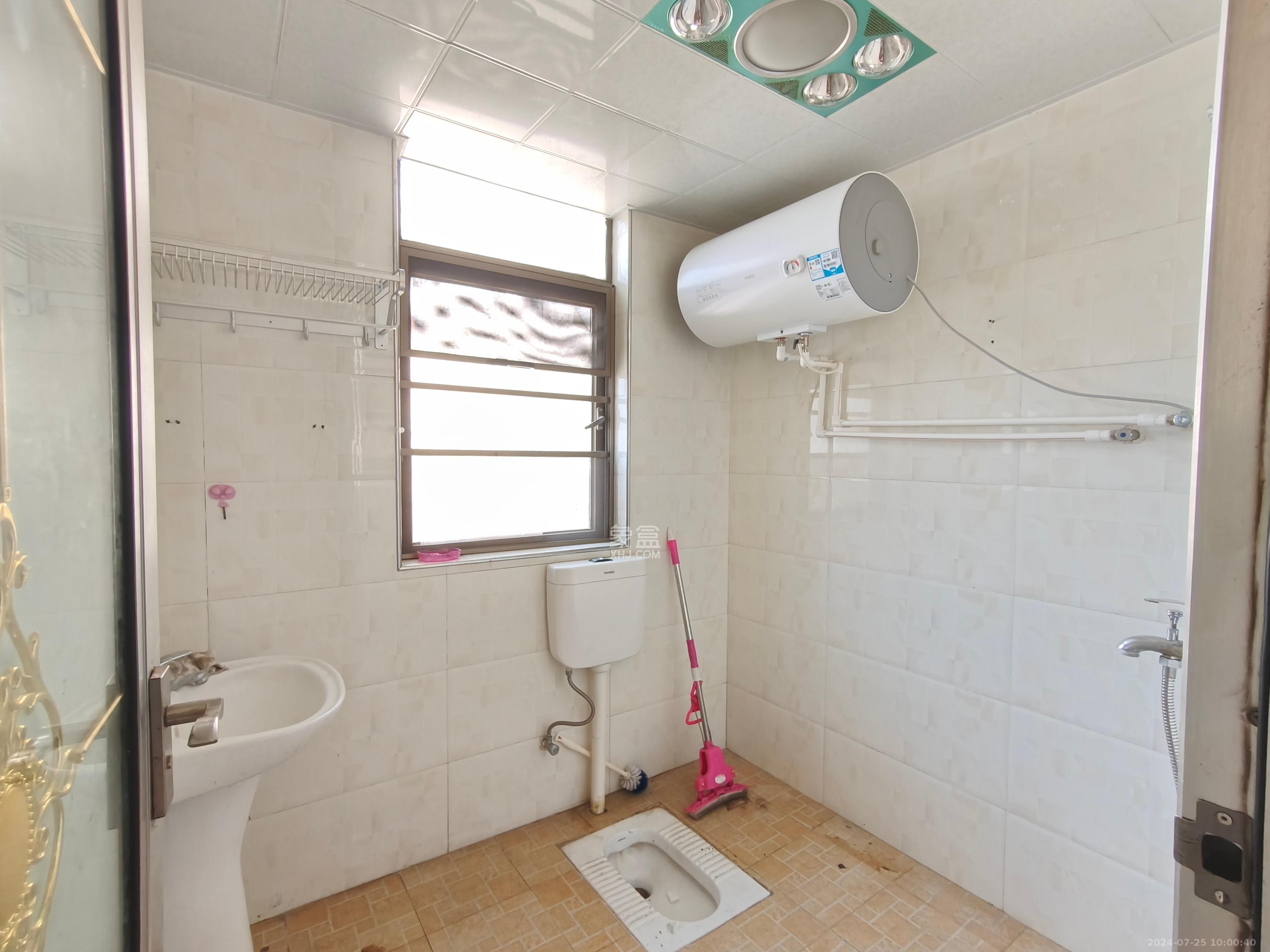 幸福庄园 3室2厅2卫 1600.00元/月 幸福庄园 3室2厅2卫 1600.00元/月室内图