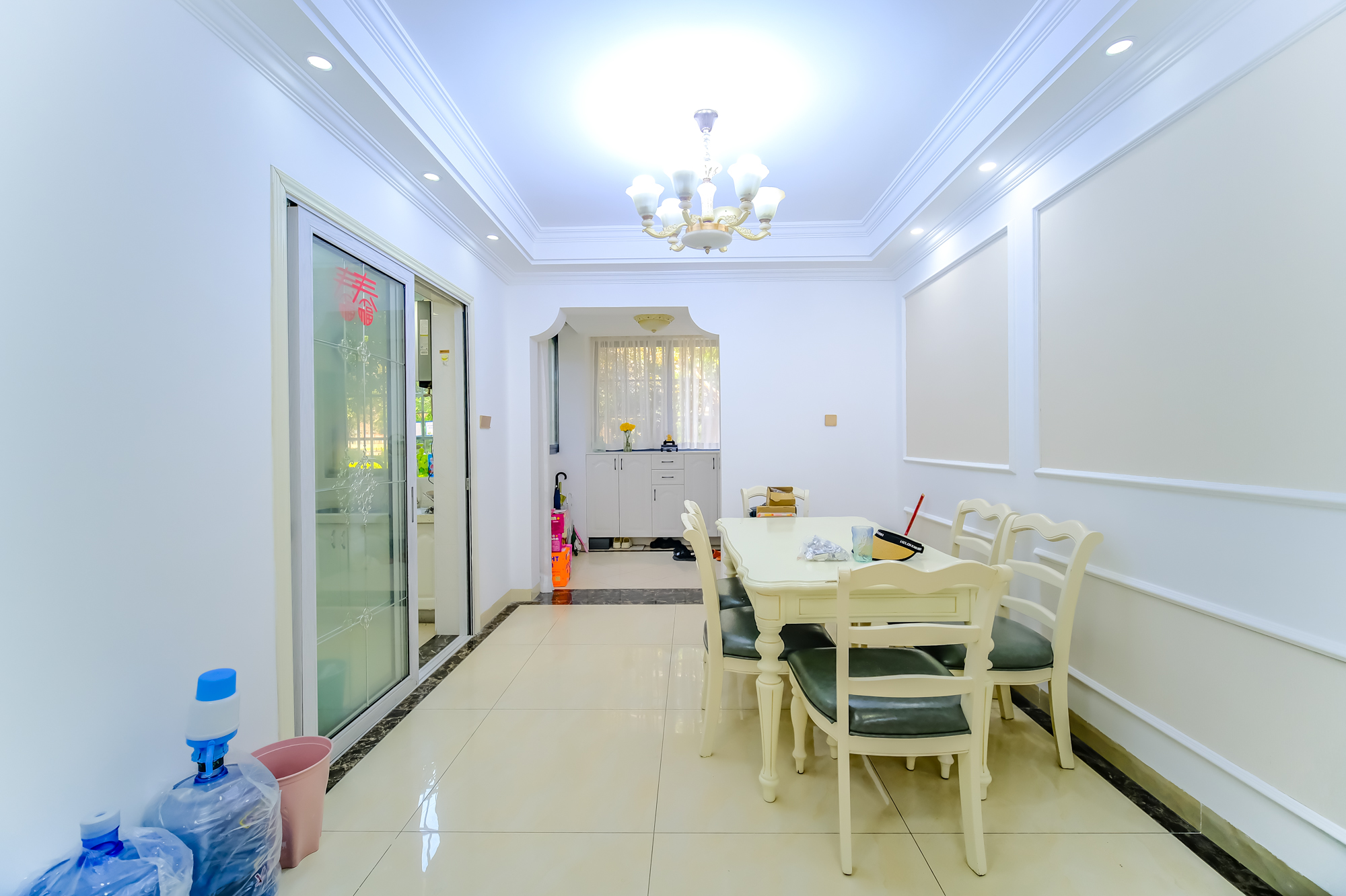 世景华庭 3室2厅2卫 82.8万 世景华庭 3室2厅2卫 82.8万客厅