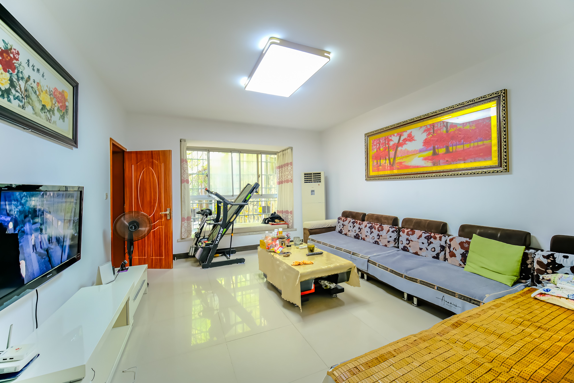 红树湾 3室2厅2卫 79.8万 红树湾 3室2厅2卫 79.8万客厅