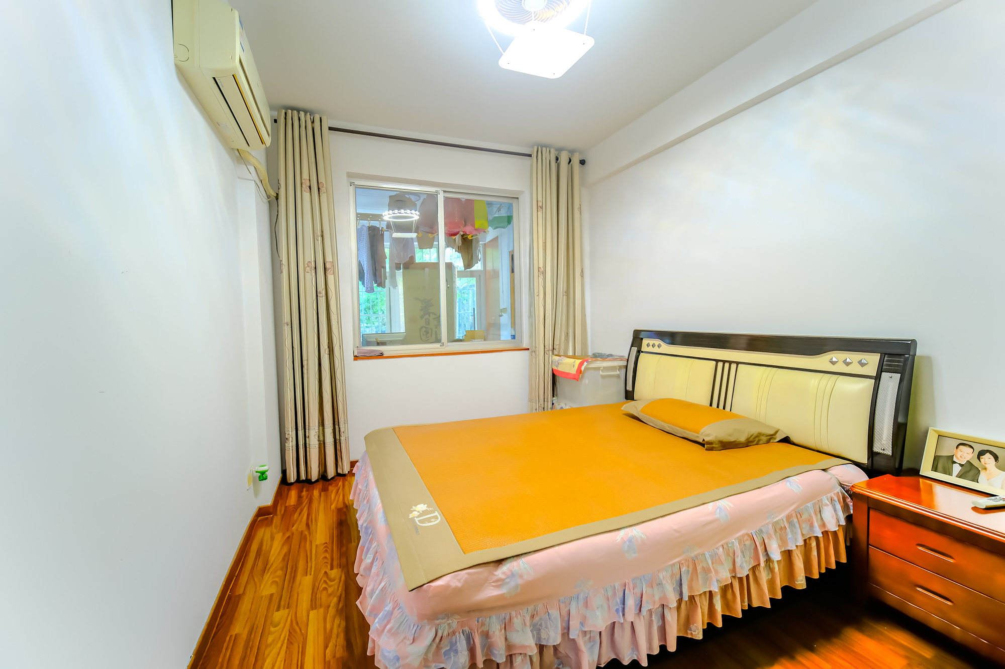 红树湾 3室2厅2卫 79.8万 红树湾 3室2厅2卫 79.8万卧室