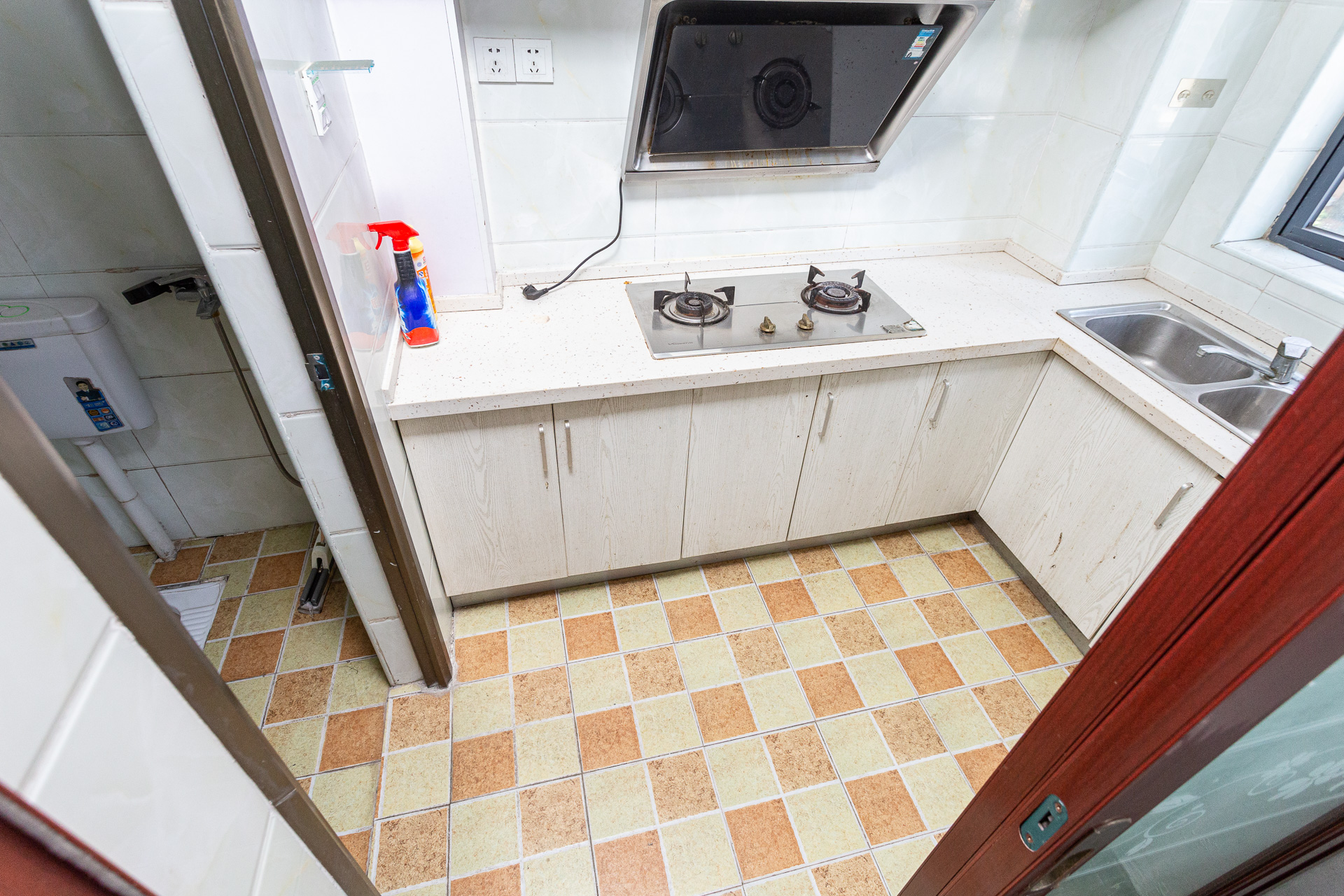 Cross尚公馆  1室1厅1卫    32.0万厨房