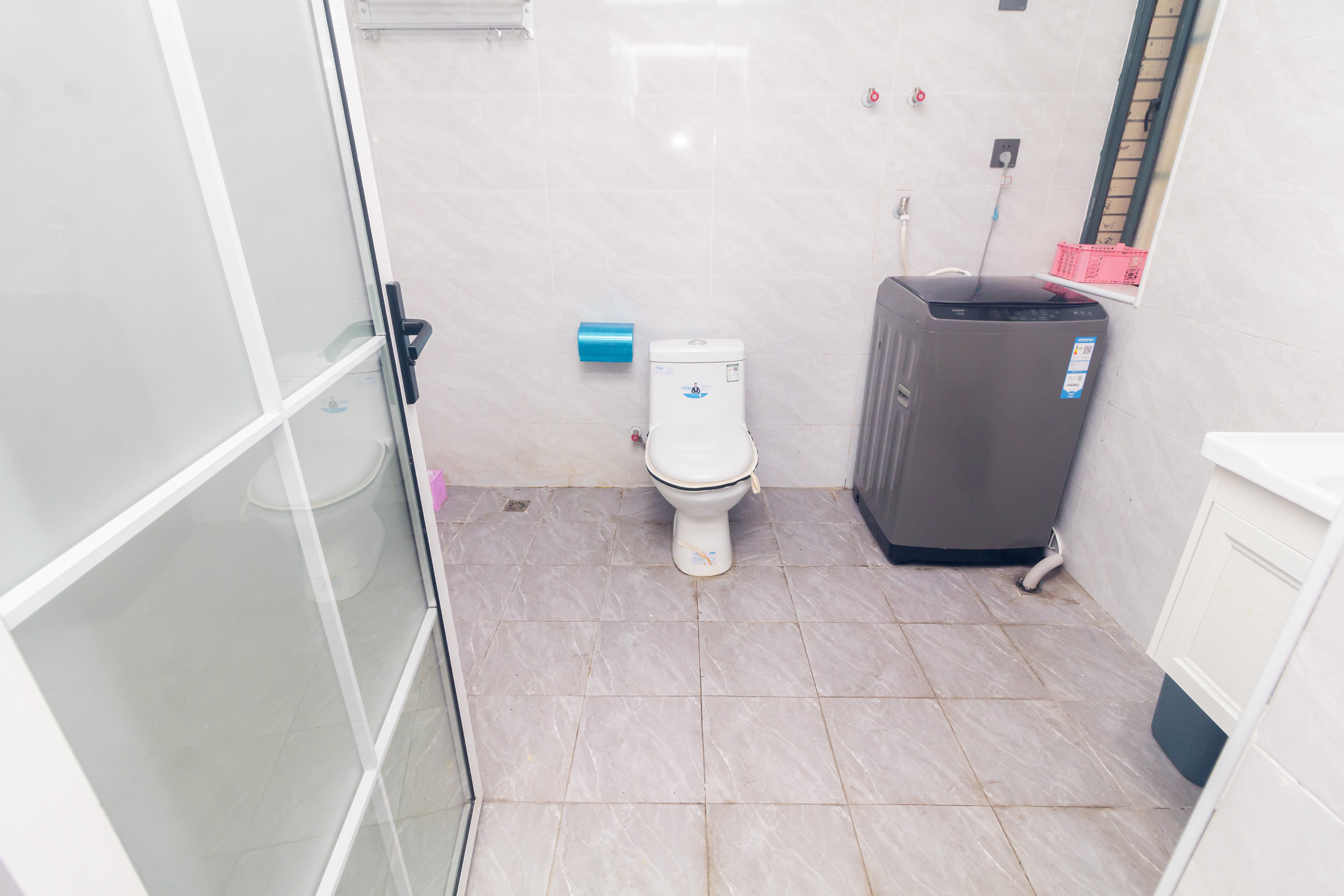 东业早安星城  6室2厅1卫    152.9万 东业早安星城  6室2厅1卫    152.9万卫生间