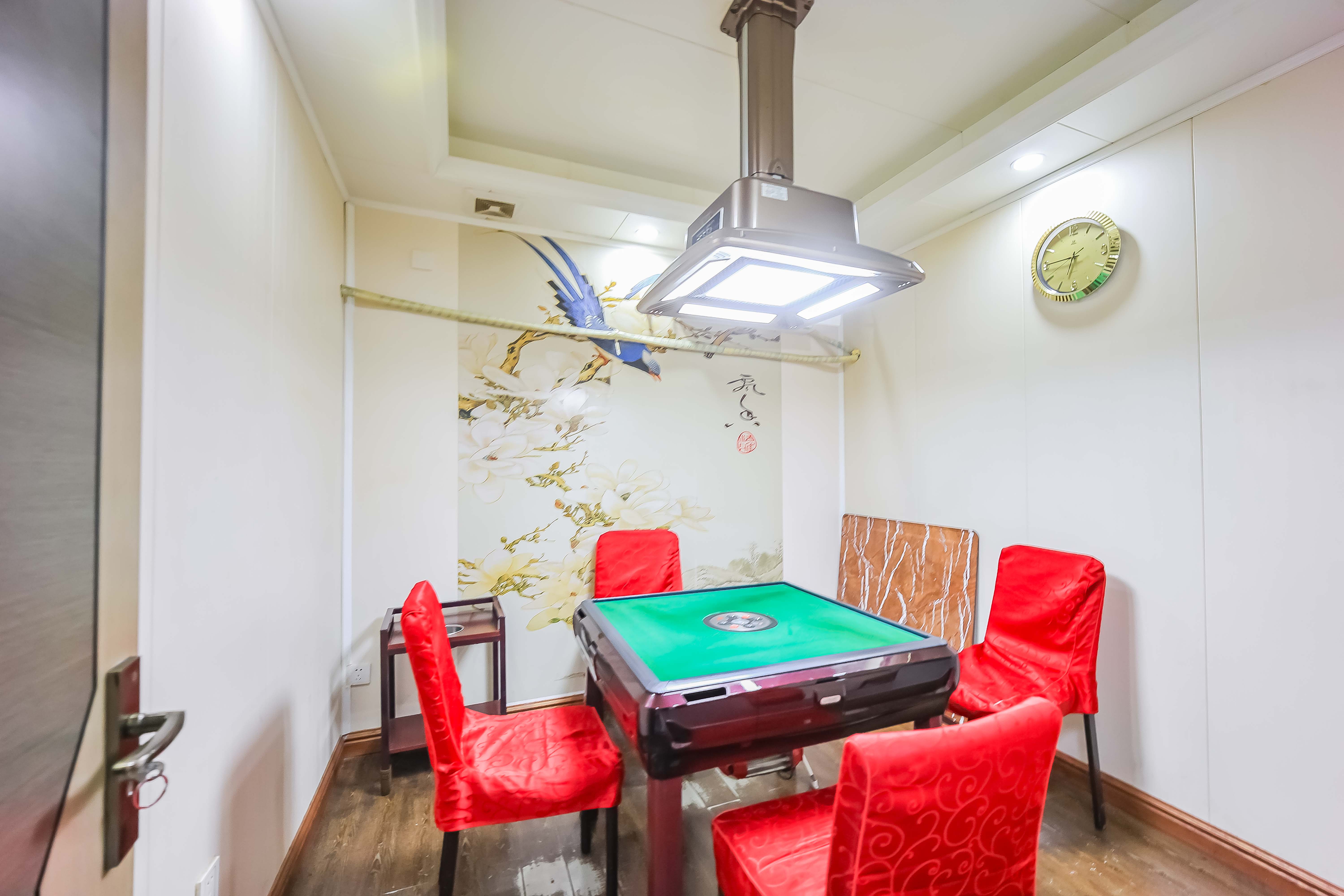 中天枫景园  3室2厅2卫    310.0万卧室