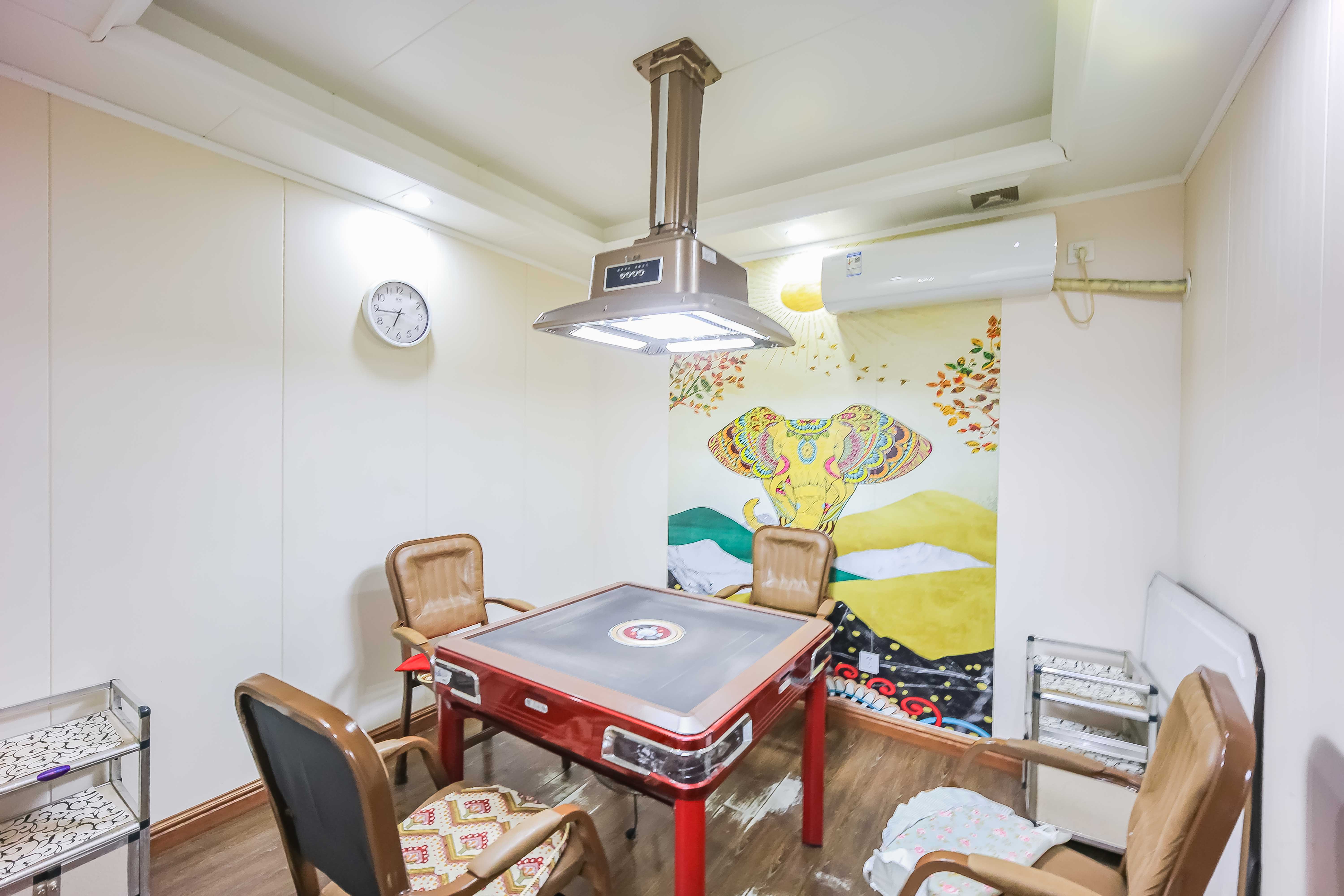 中天枫景园  3室2厅2卫    310.0万卧室