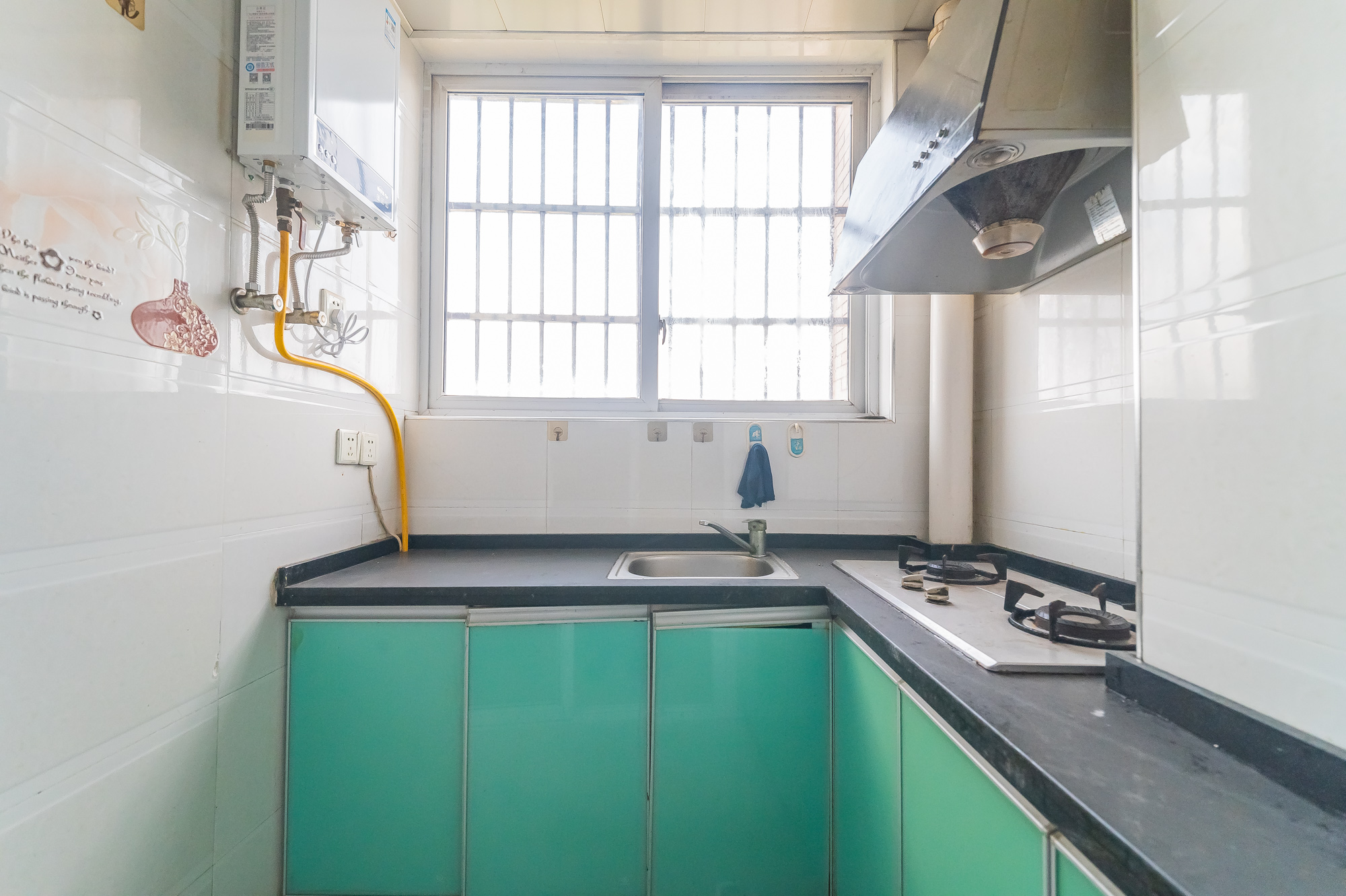 东方航标 1室1厅1卫 22.0万 东方航标 1室1厅1卫 22.0万厨房