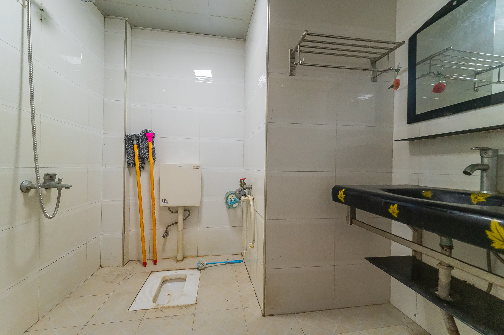 东方航标 1室1厅1卫 22.0万 东方航标 1室1厅1卫 22.0万卫生间