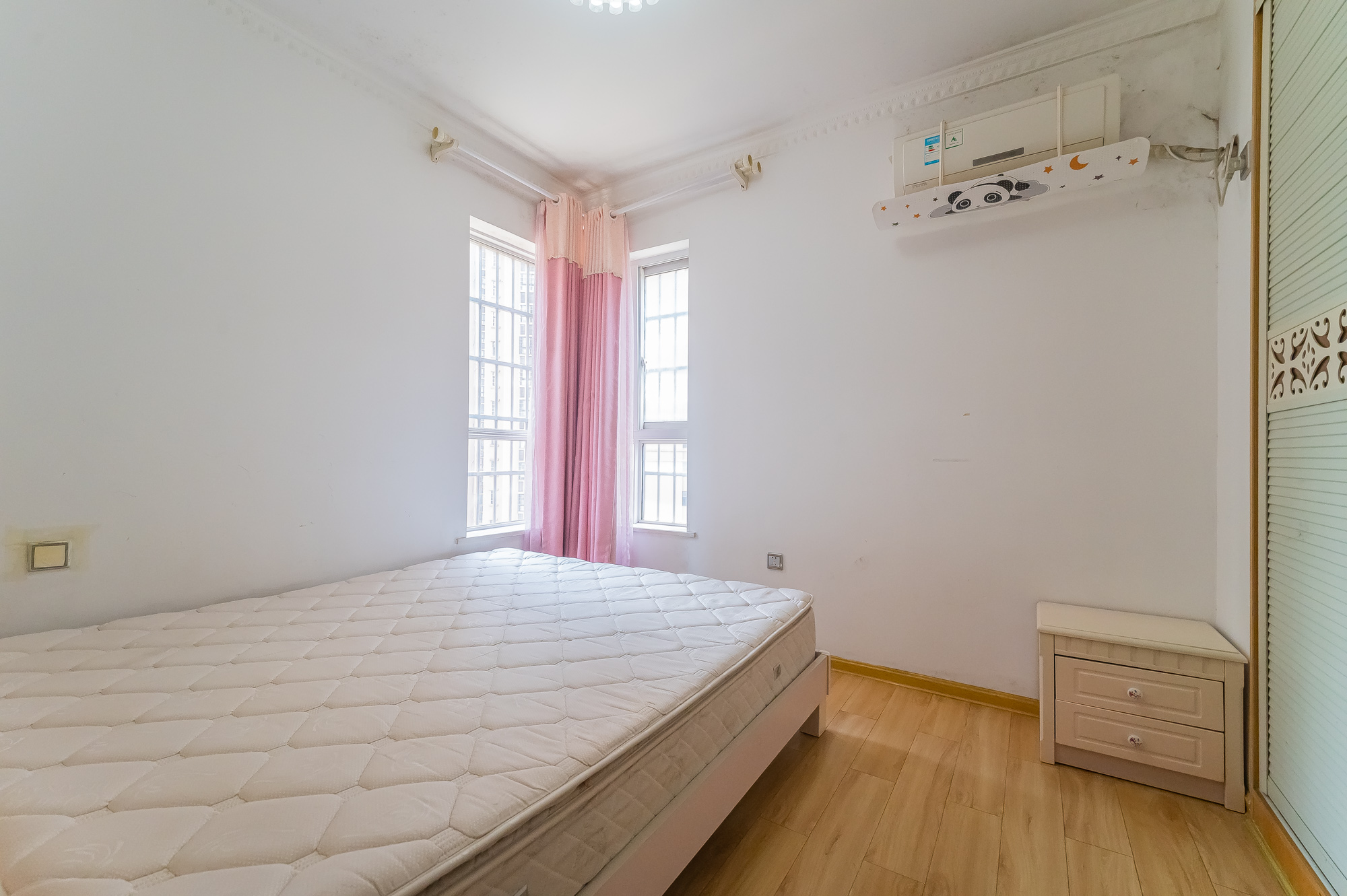 东方航标 2室1厅1卫 57.8万 东方航标 2室1厅1卫 57.8万卧室