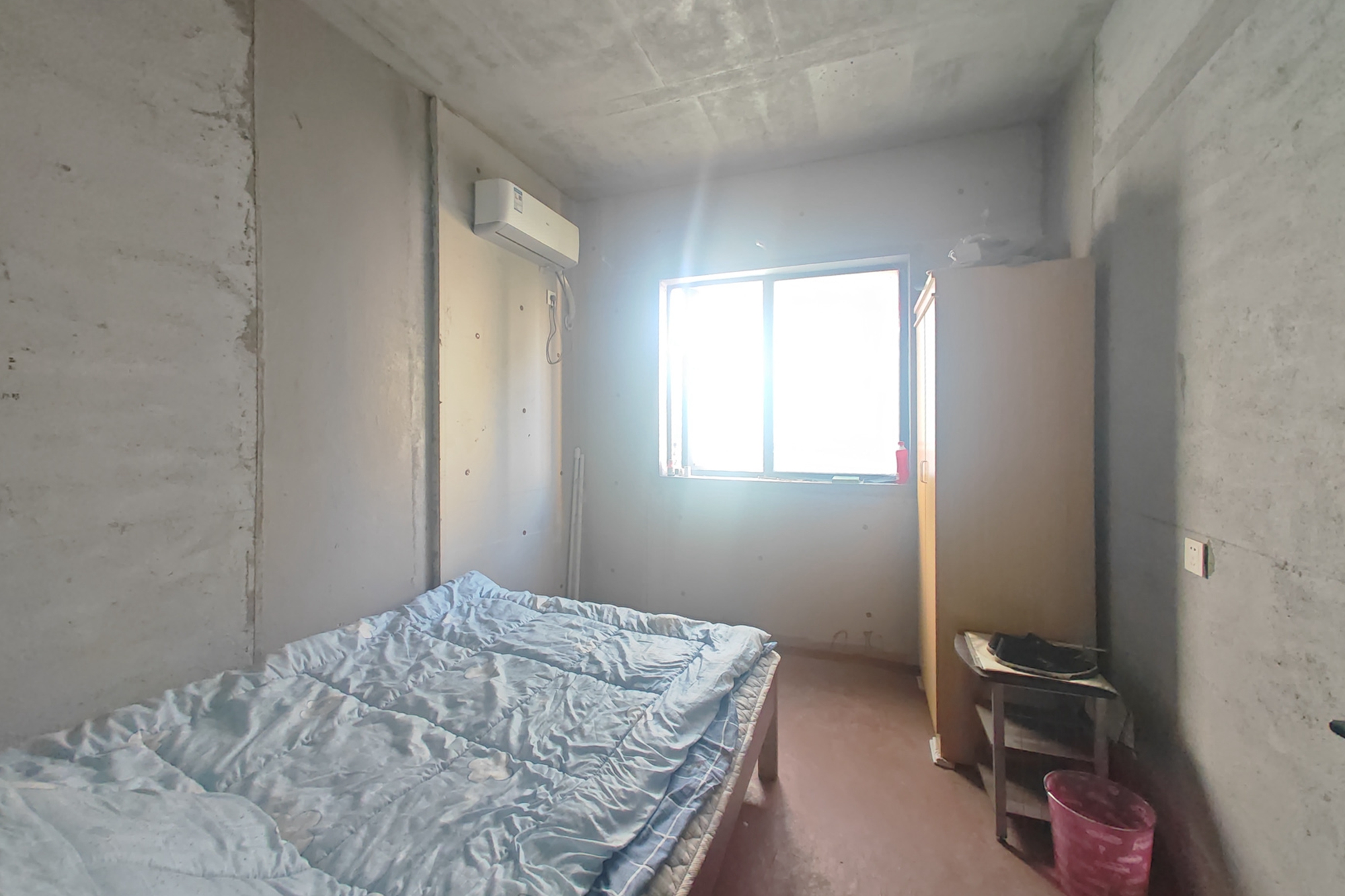 中梁星都荟  4室2厅2卫    105.8万 中梁星都荟  4室2厅2卫    105.8万其他