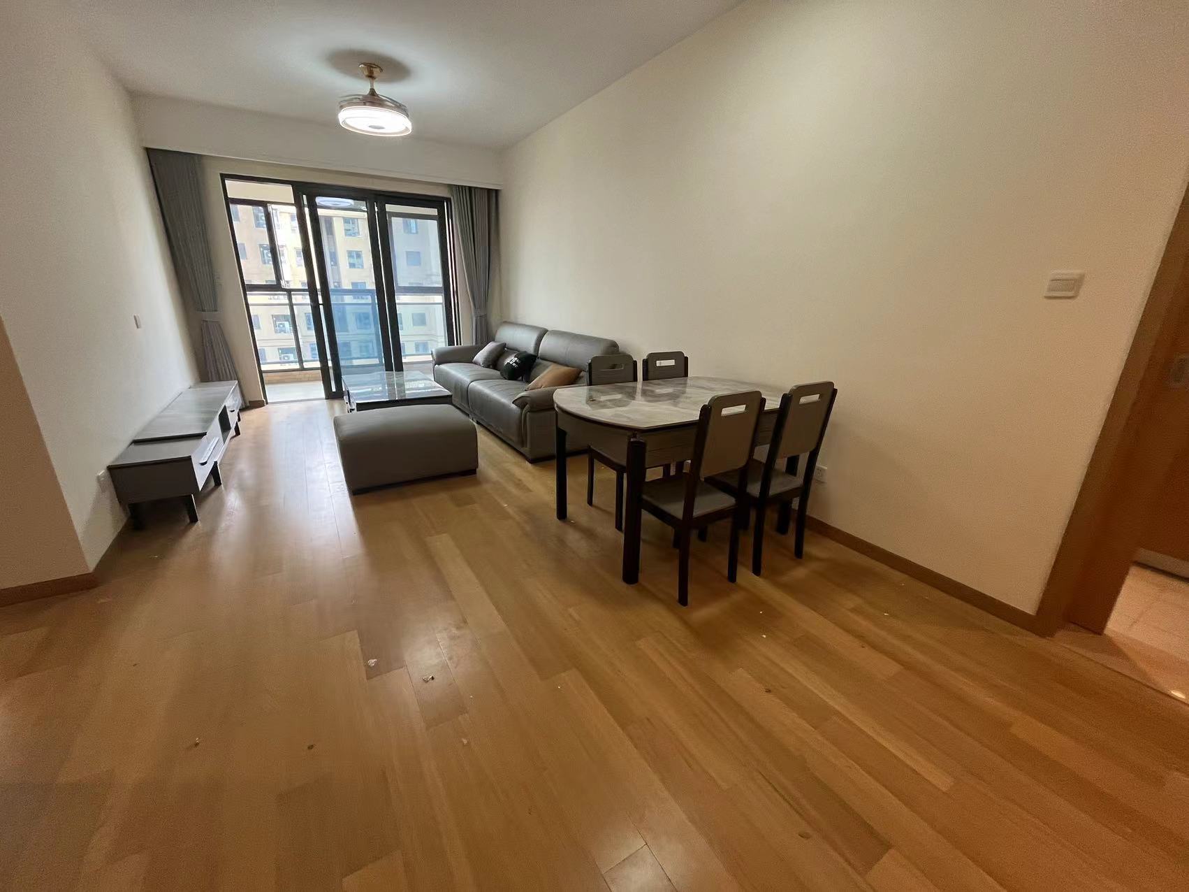 晋合湘水湾四期 2室2厅1卫 66.0万 晋合湘水湾四期 2室2厅1卫 66.0万室内图