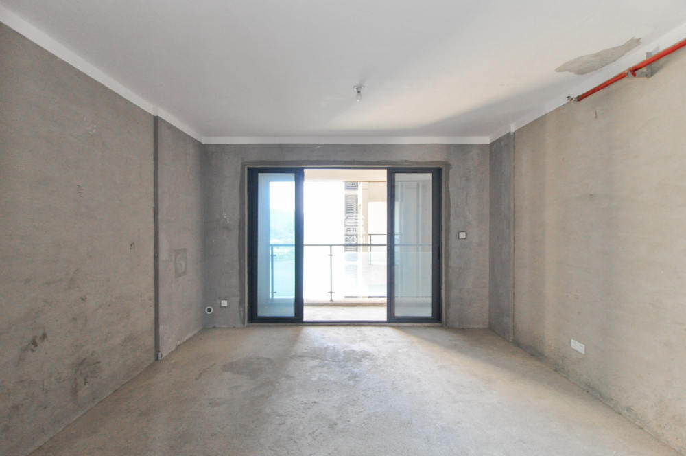 中建梅溪湖中心  4室2厅2卫   238.00万