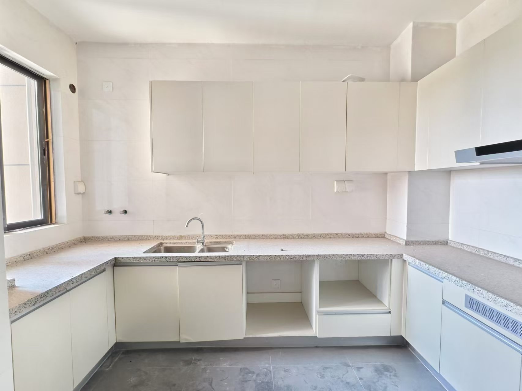 碧桂园 4室2厅3卫 73.0万 碧桂园 4室2厅3卫 73.0万室内图