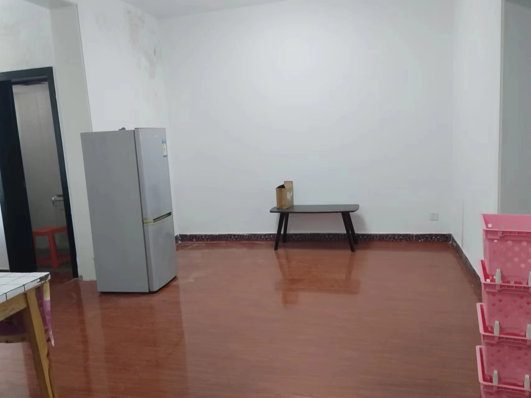 富绅花园 2室2厅1卫 35.0万 富绅花园 2室2厅1卫 35.0万室内图