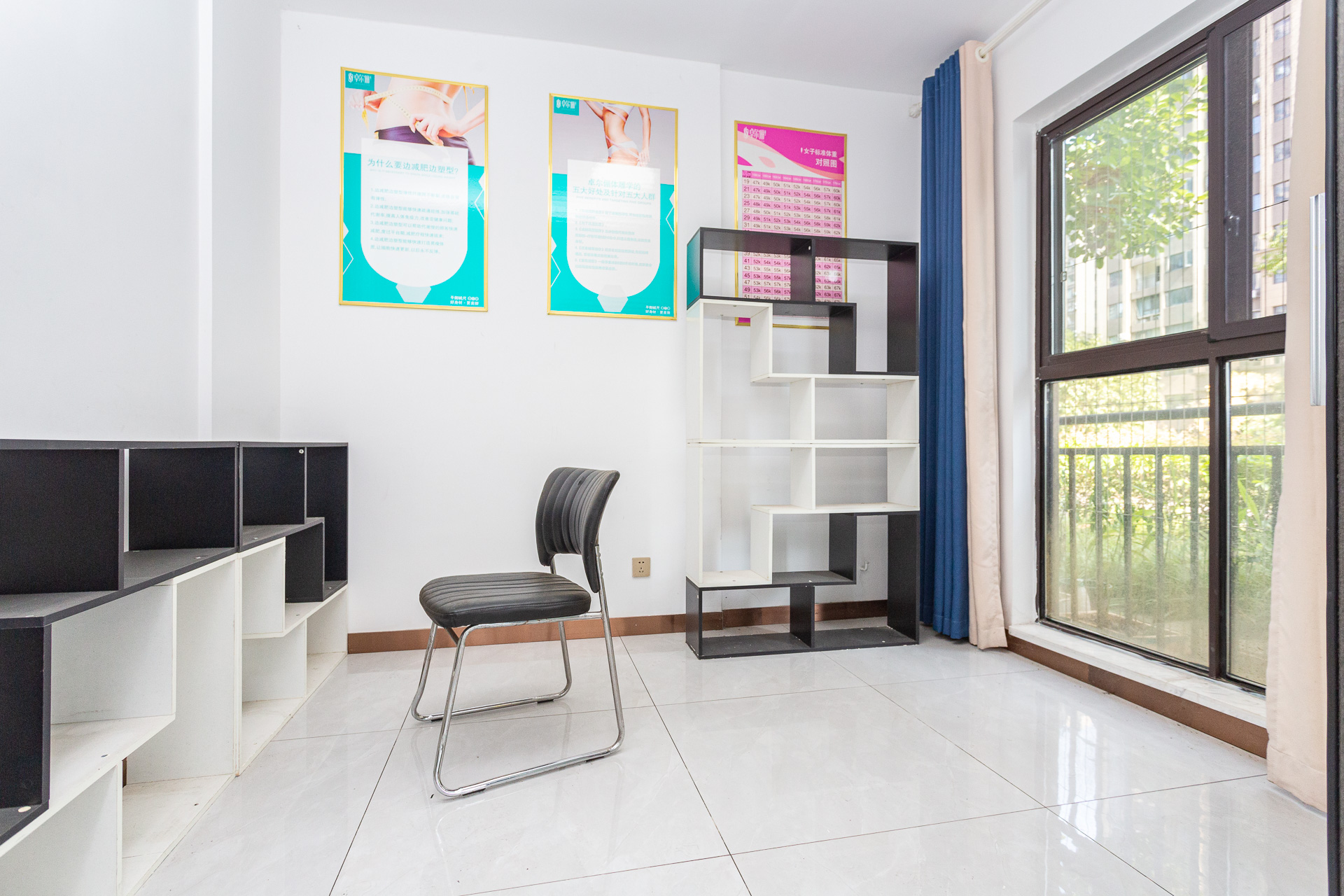 勤诚达境界城 4室2厅2卫 84.0万 勤诚达境界城 4室2厅2卫 84.0万卧室