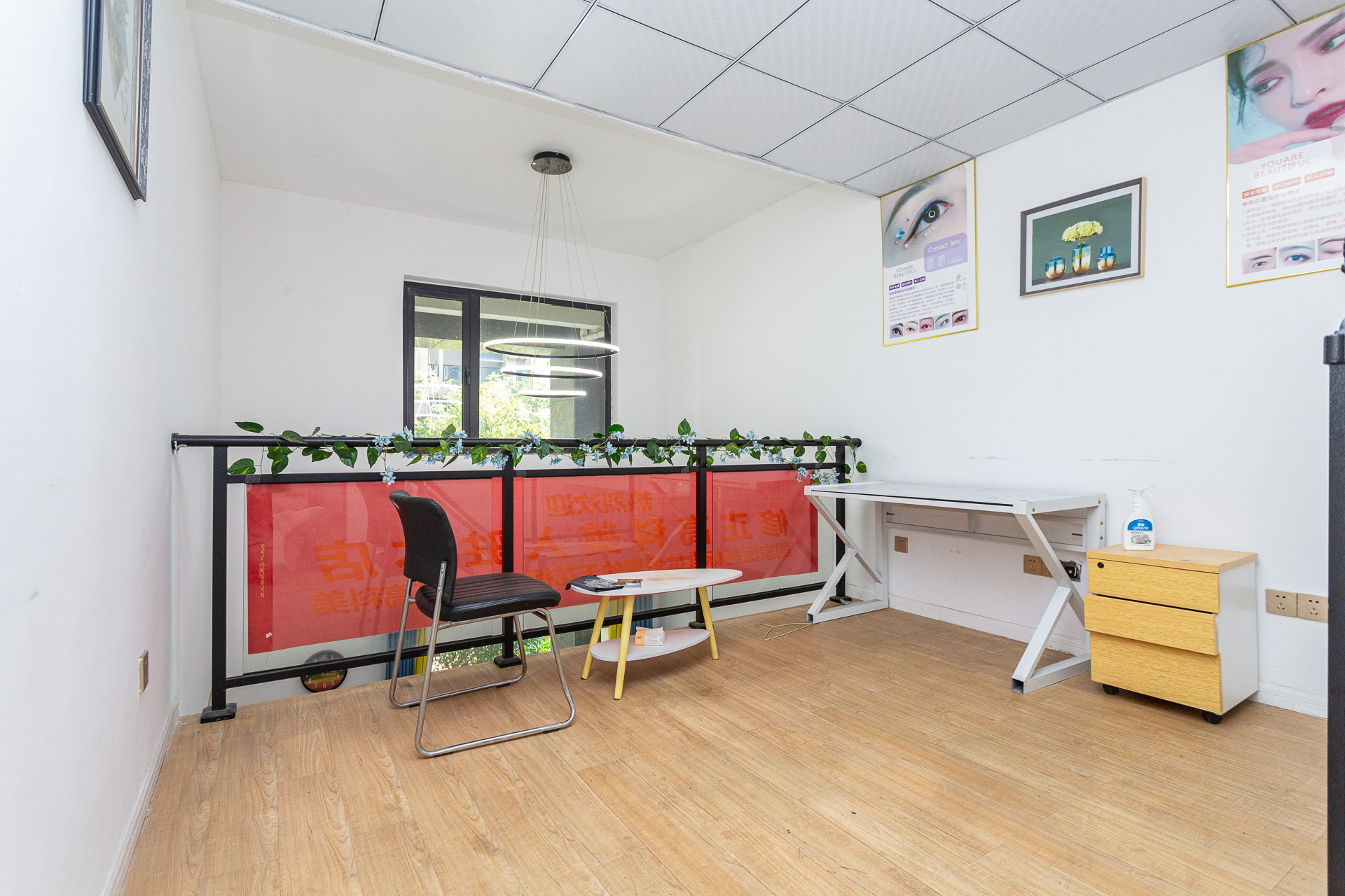 勤诚达境界城 4室2厅2卫 84.0万 勤诚达境界城 4室2厅2卫 84.0万卧室