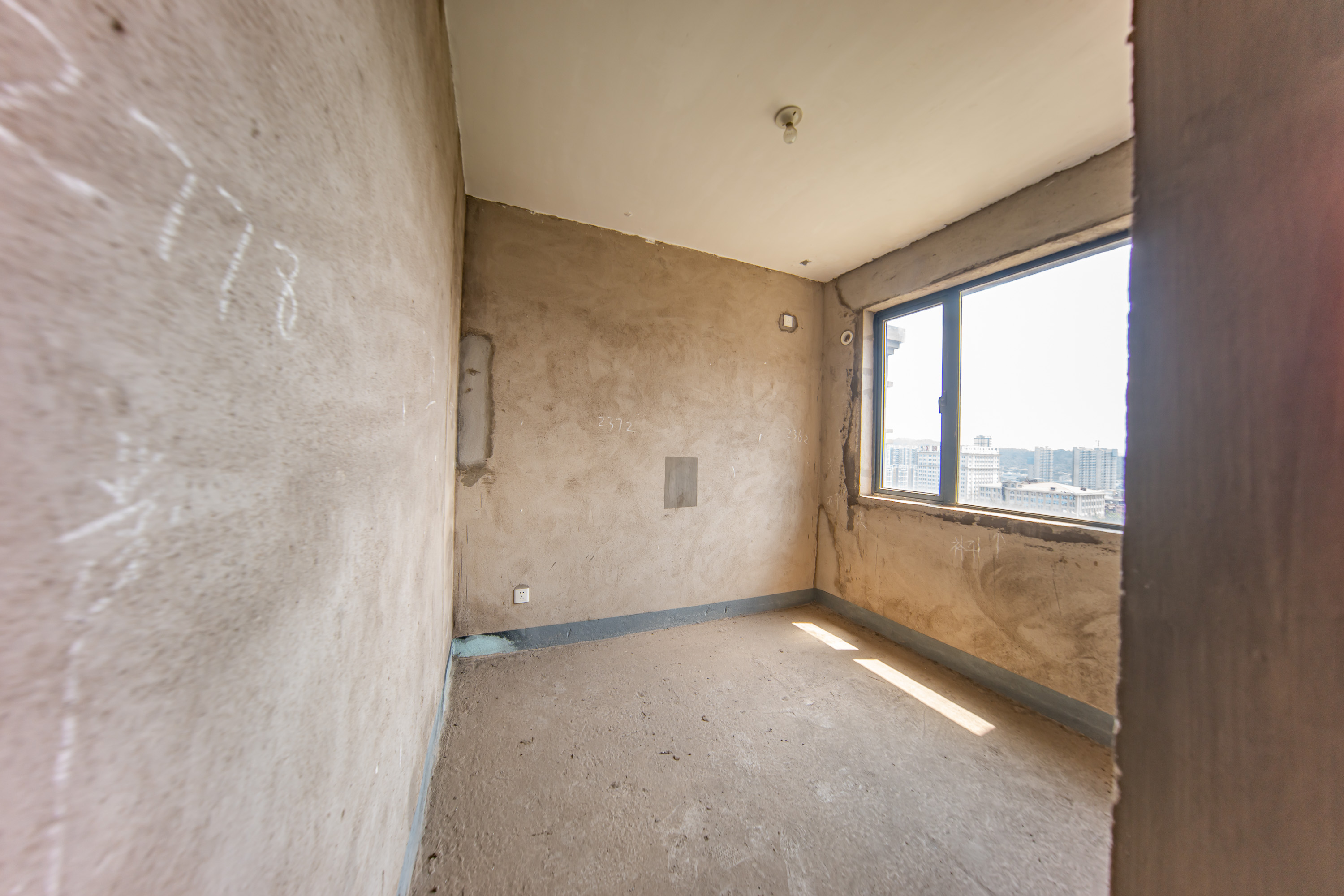 中建麓山和苑  3室2厅1卫    49.8万卧室