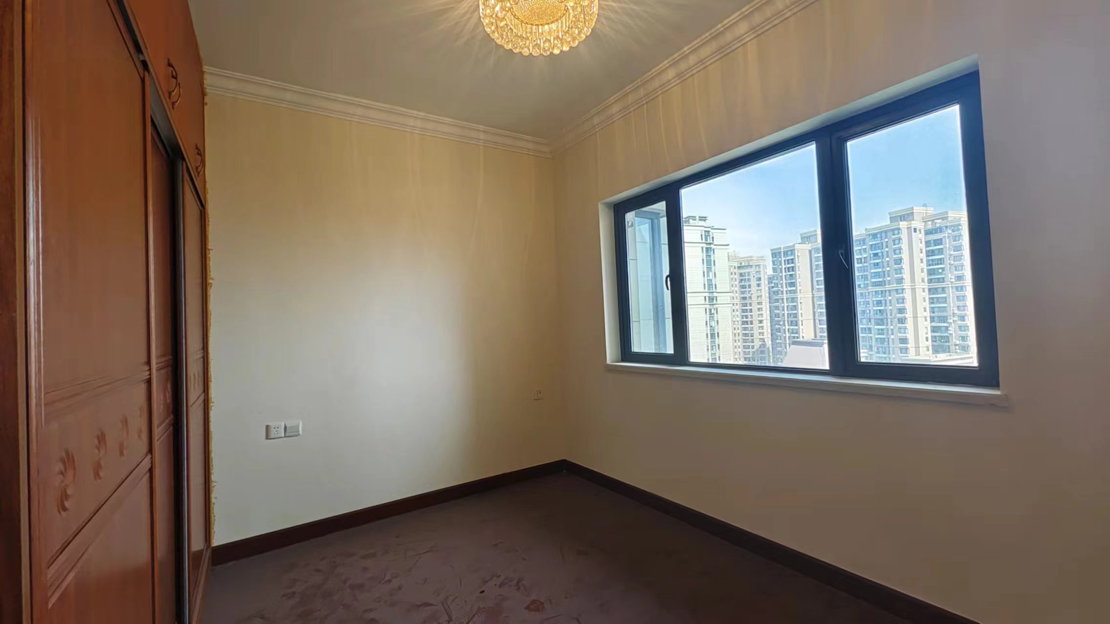 恒大华府 4室2厅2卫 119.0万 恒大华府 4室2厅2卫 119.0万室内图