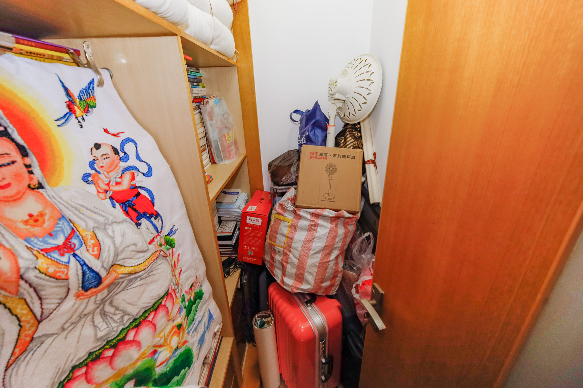 金信阳光在线  3室2厅1卫   120.00万其他