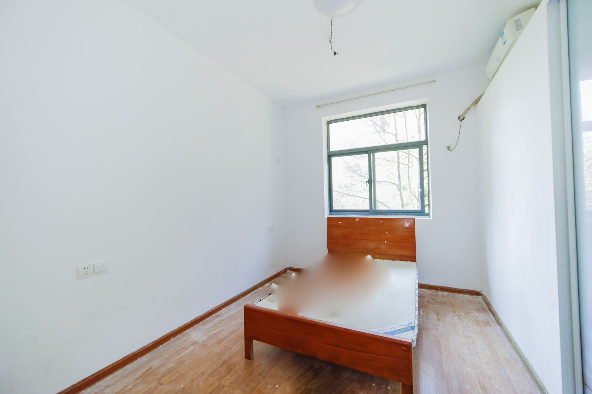 恒盛世家 4室2厅1卫 148.0万 恒盛世家 4室2厅1卫 148.0万卧室