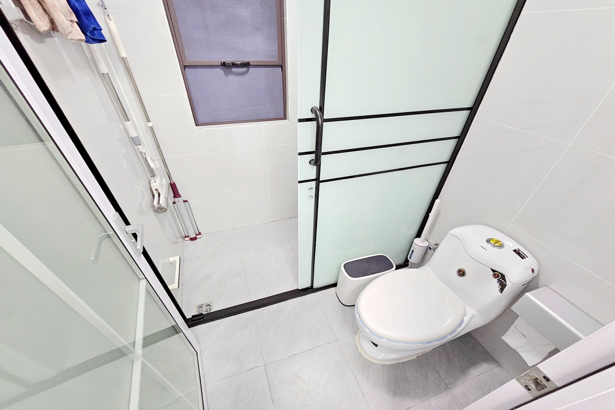 阳光城尚东湾愉景苑  3室2厅2卫    109.0万 阳光城尚东湾愉景苑  3室2厅2卫    109.0万卫生间