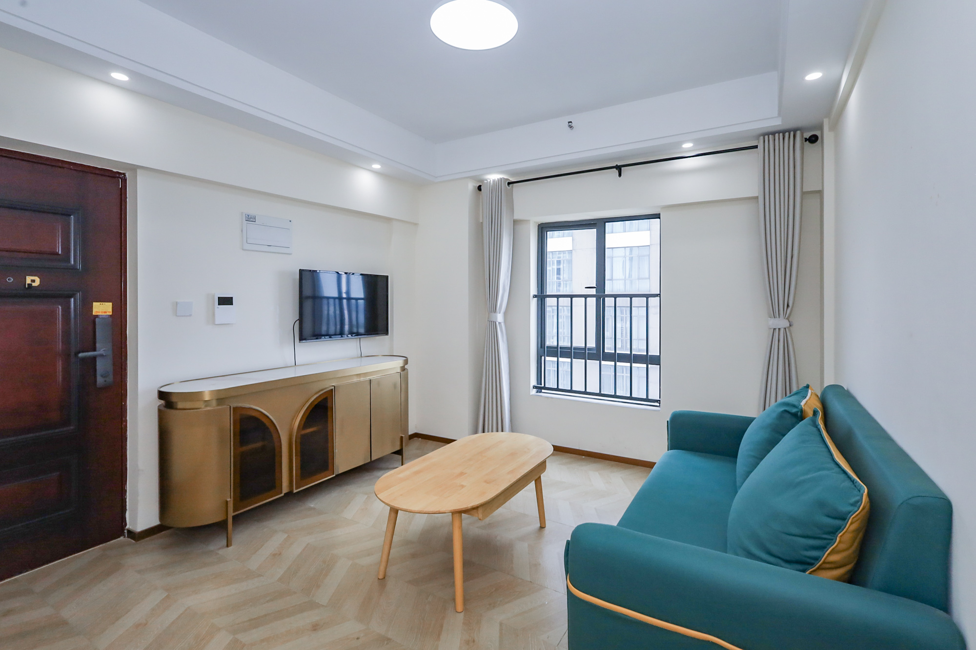 中交里城  1室1厅1卫    45.0万 中交里城  1室1厅1卫    45.0万客厅