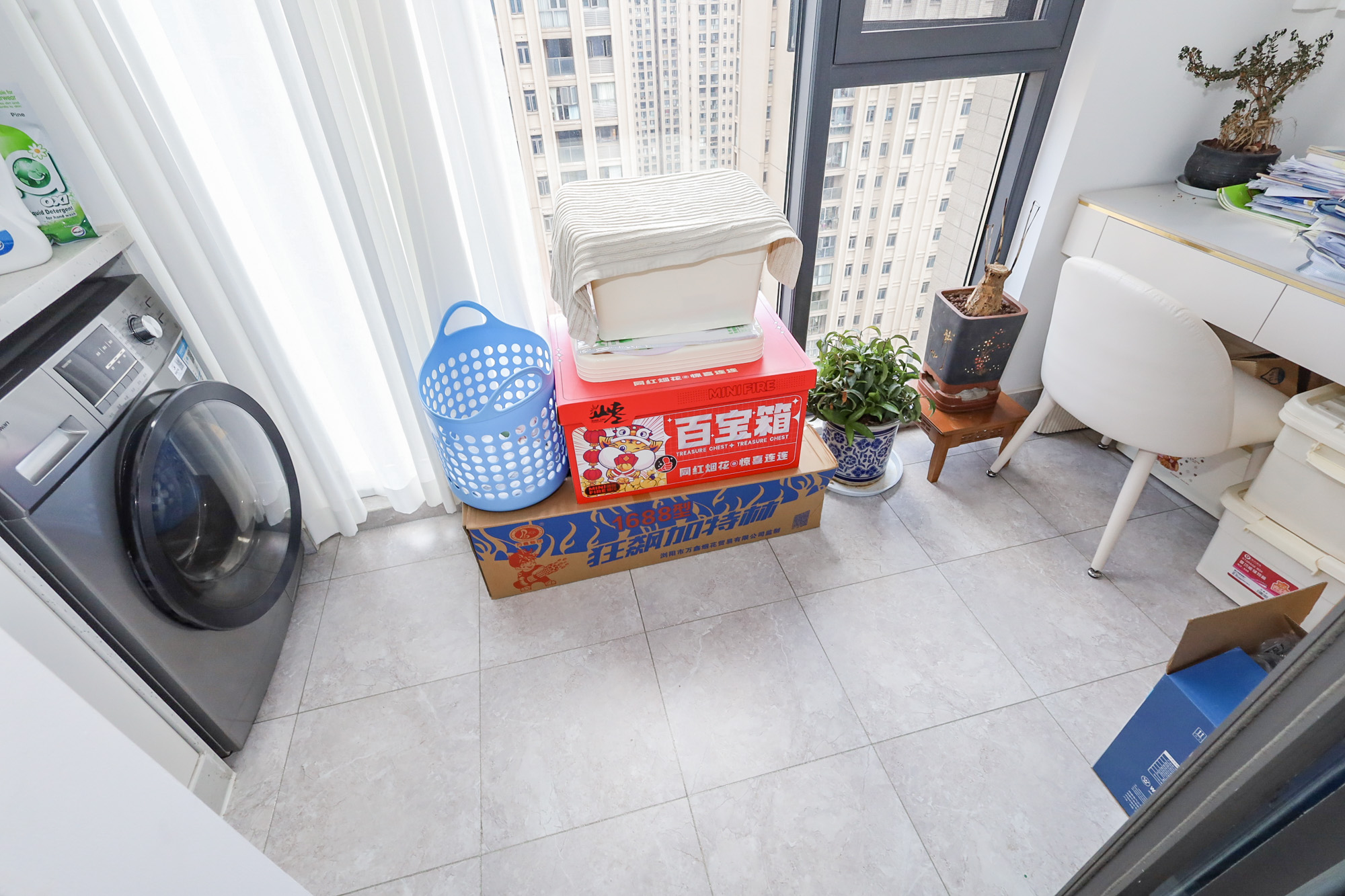 八方小区B区  3室2厅2卫    393.0万阳台