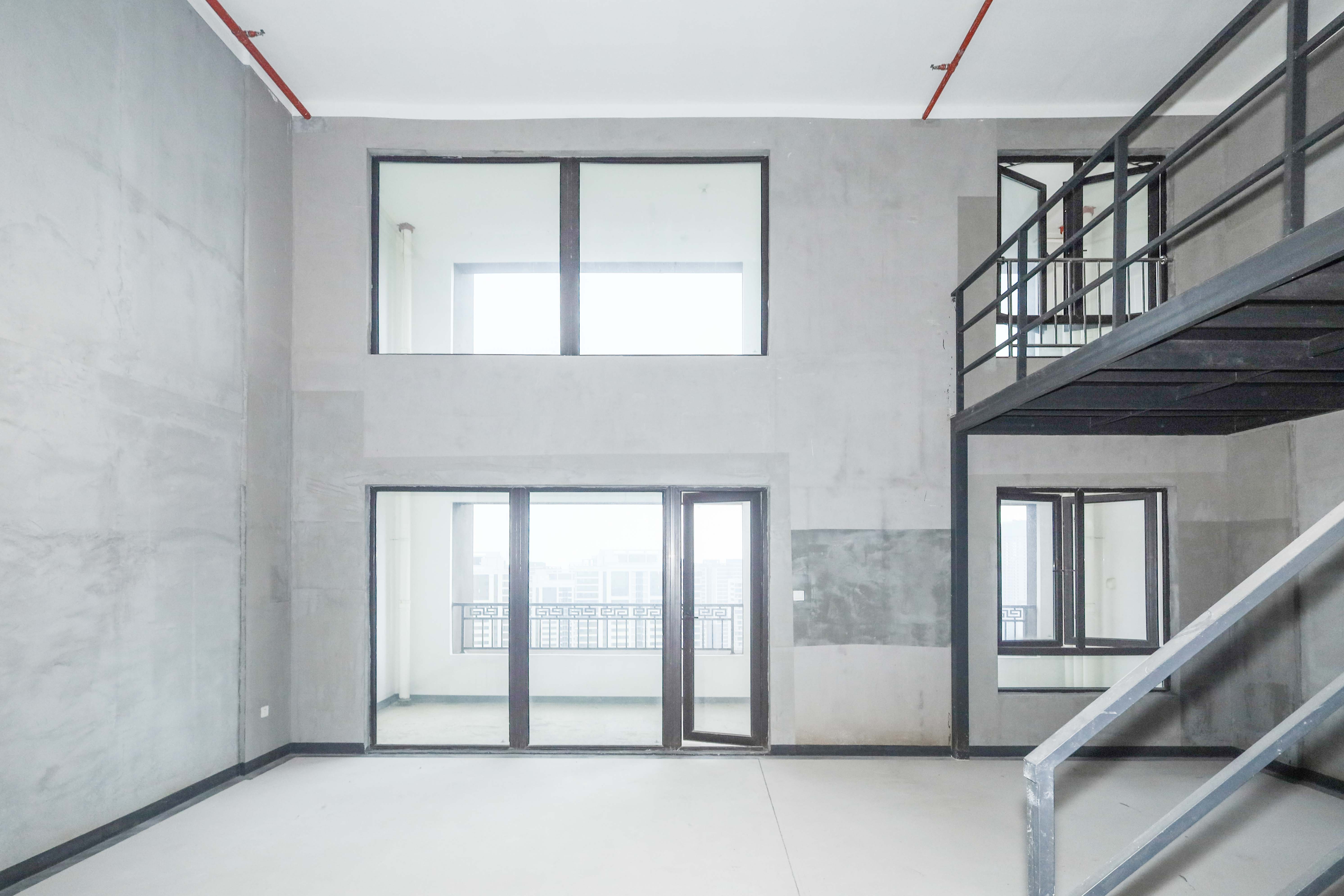 建发央著  4室2厅2卫   318.00万