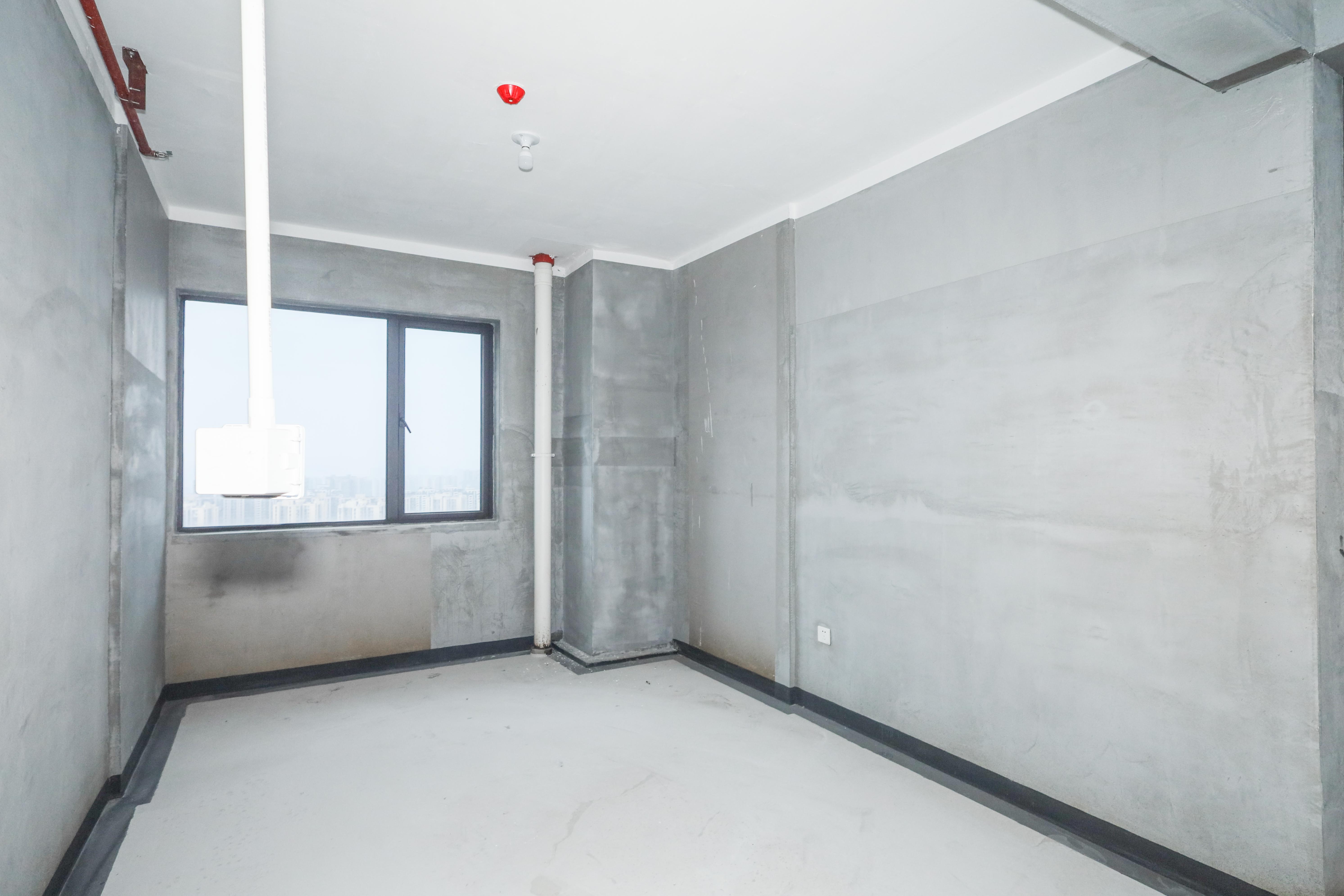 建发央著  4室2厅2卫   318.00万卧室