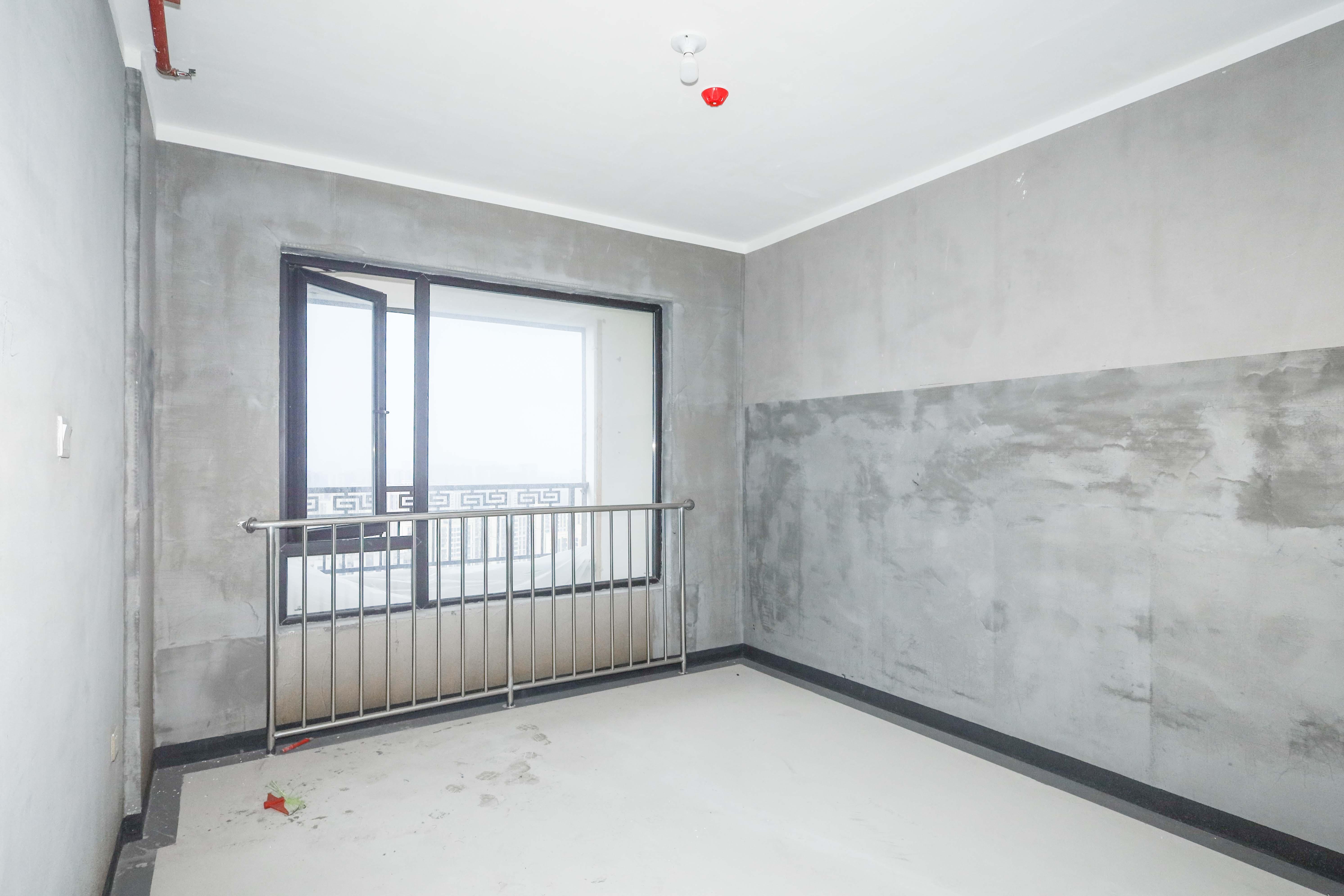 建发央著  4室2厅2卫   318.00万卧室