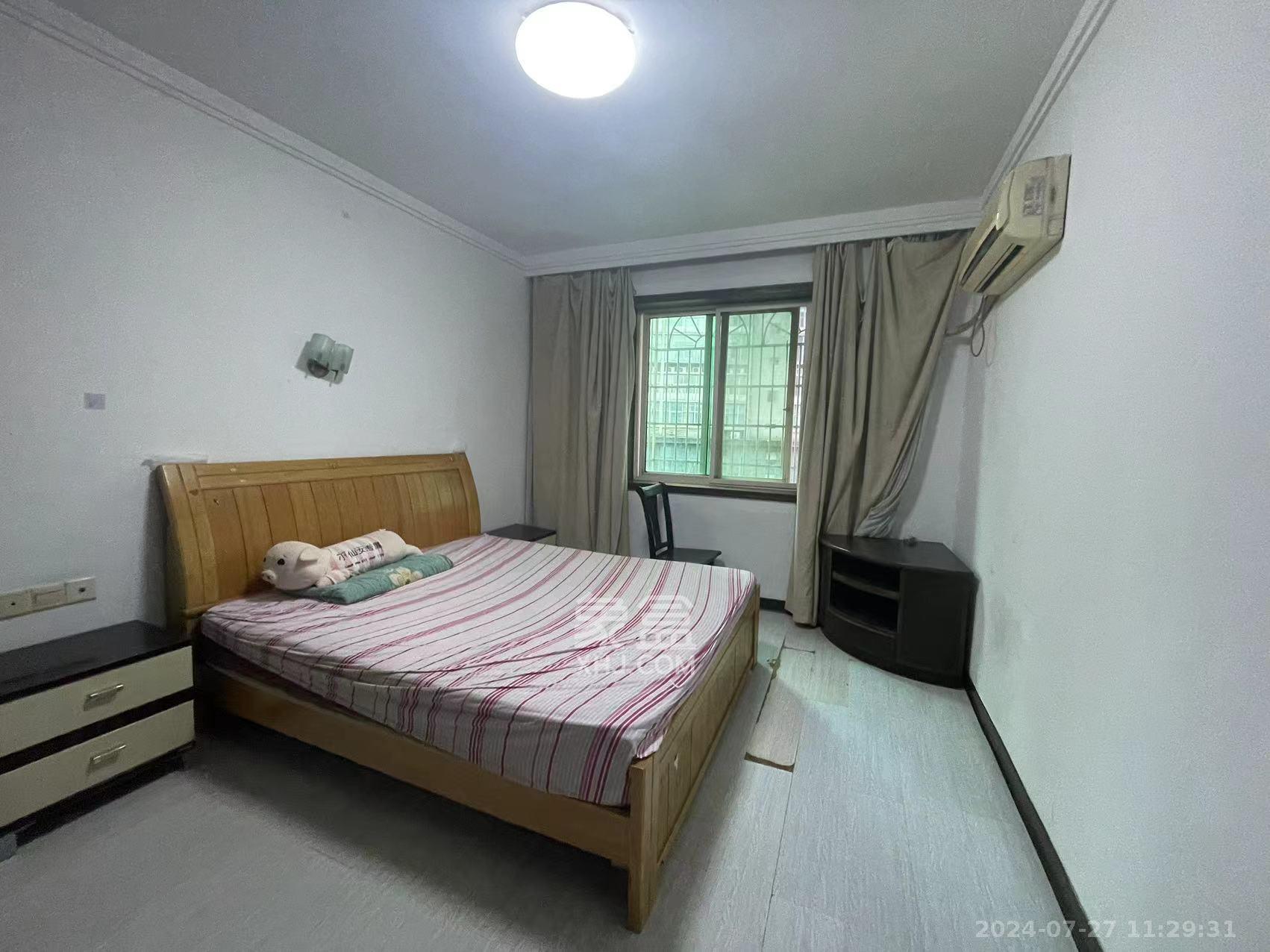 茅屋湾001栋  3室2厅1卫   1600.00元/月室内图