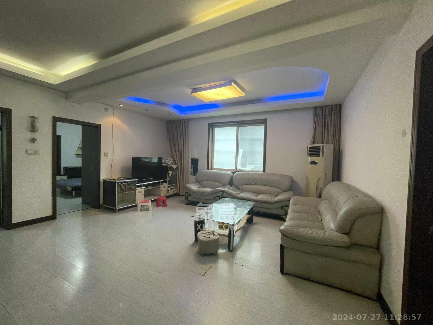 茅屋湾001栋  3室2厅1卫   1600.00元/月室内图