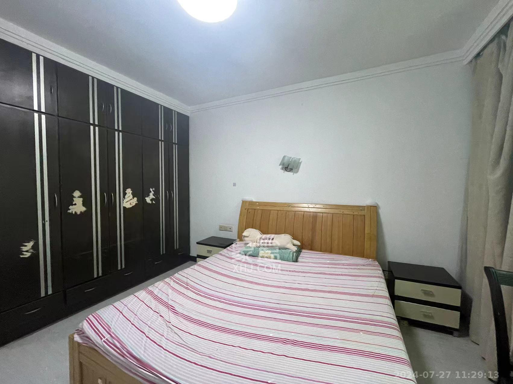 茅屋湾001栋  3室2厅1卫   1600.00元/月室内图