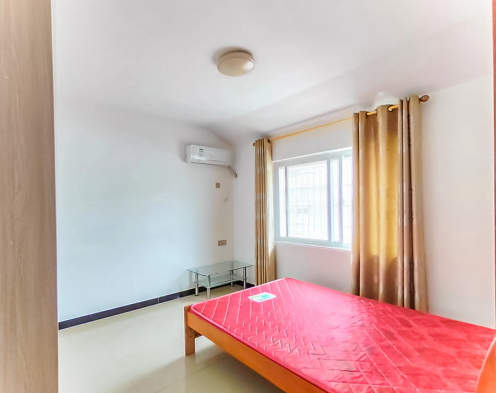 金鹰机电大市场 3室2厅1卫 281.0万 金鹰机电大市场 3室2厅1卫 281.0万卧室