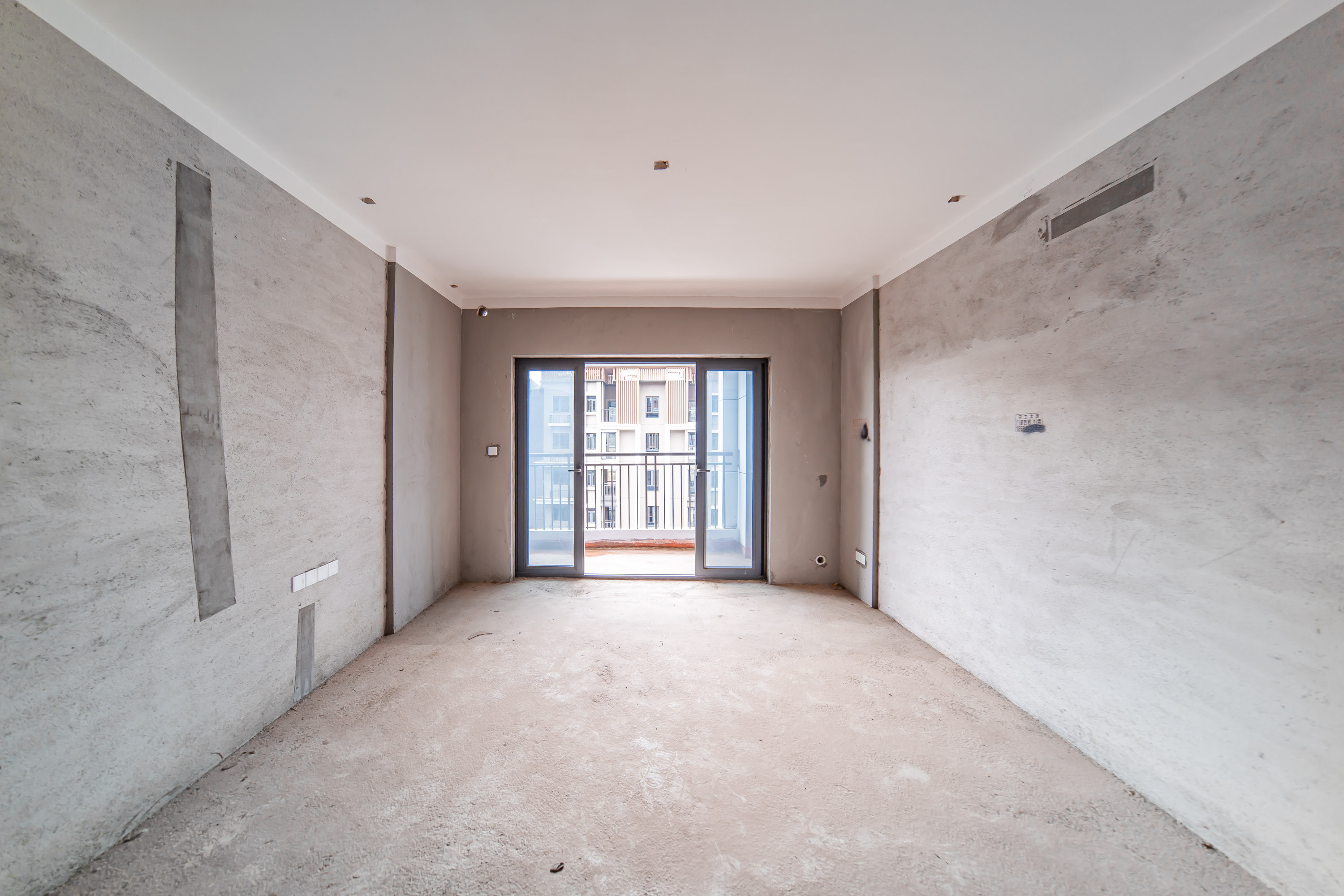 恒大半山悦府 3室2厅2卫 85.0万 恒大半山悦府 3室2厅2卫 85.0万客厅