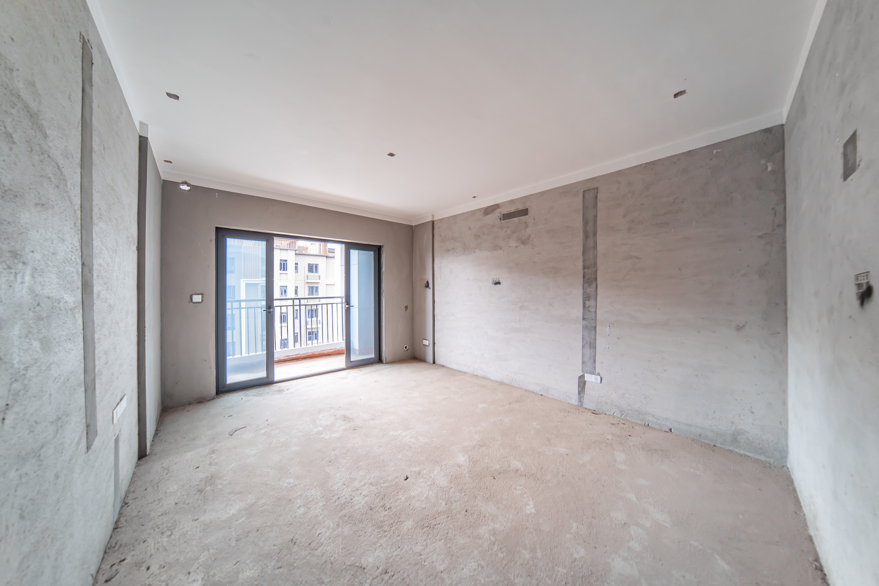 恒大半山悦府 3室2厅2卫 85.0万 恒大半山悦府 3室2厅2卫 85.0万客厅