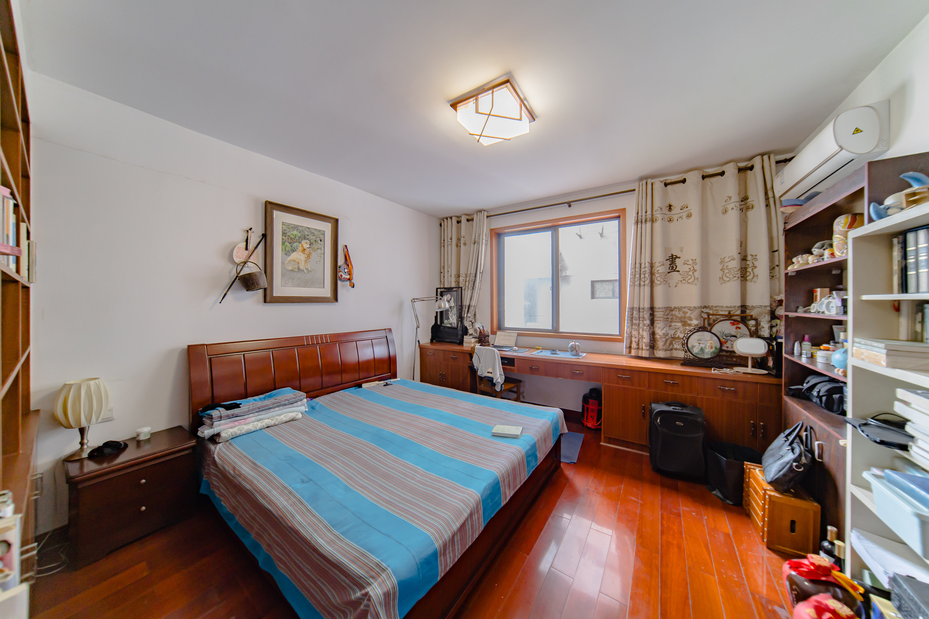 阳光100一期、四五期 5室2厅2卫 130.0万 阳光100一期、四五期 5室2厅2卫 130.0万卧室