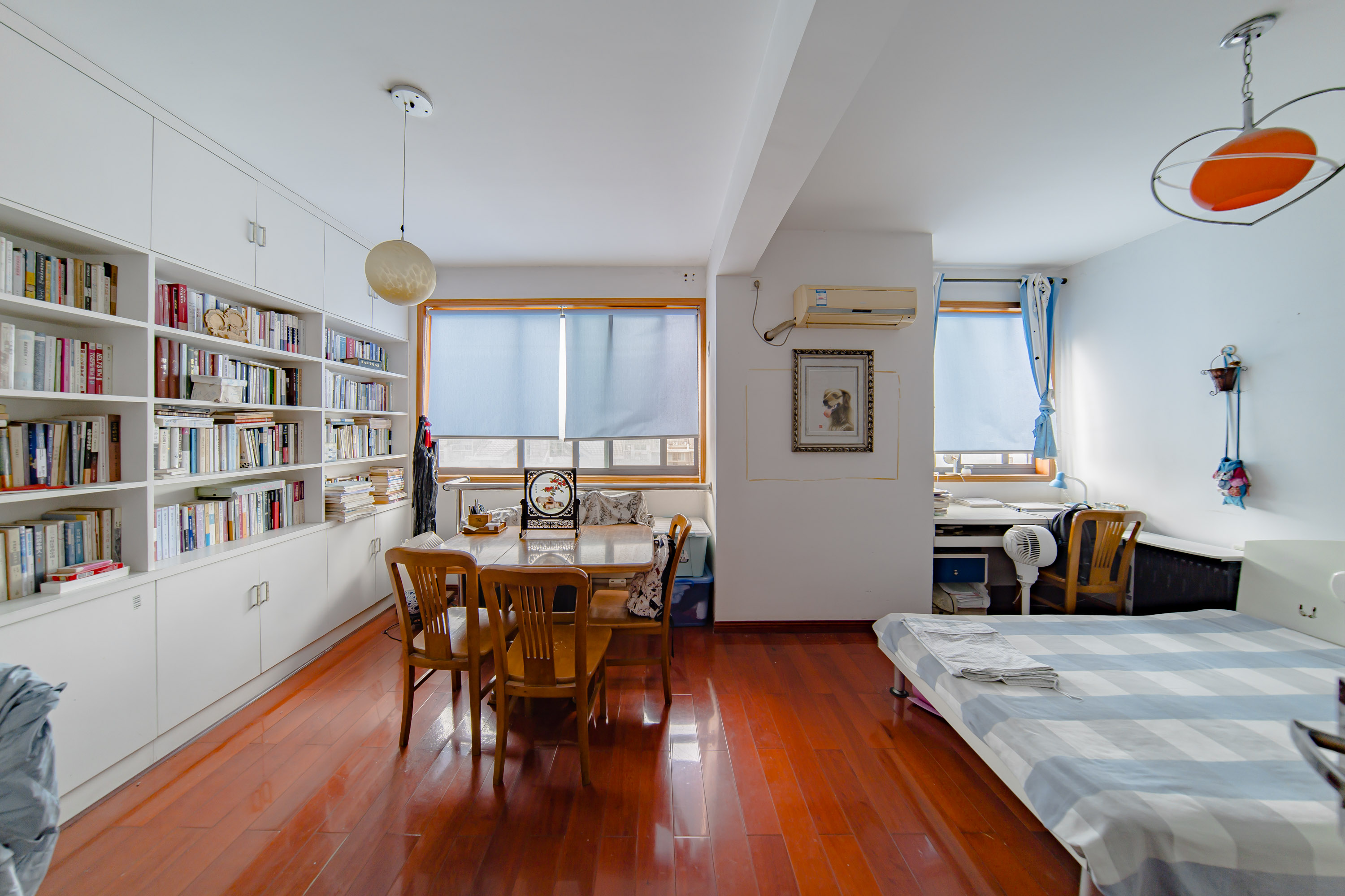 阳光100一期、四五期 5室2厅2卫 130.0万 阳光100一期、四五期 5室2厅2卫 130.0万卧室