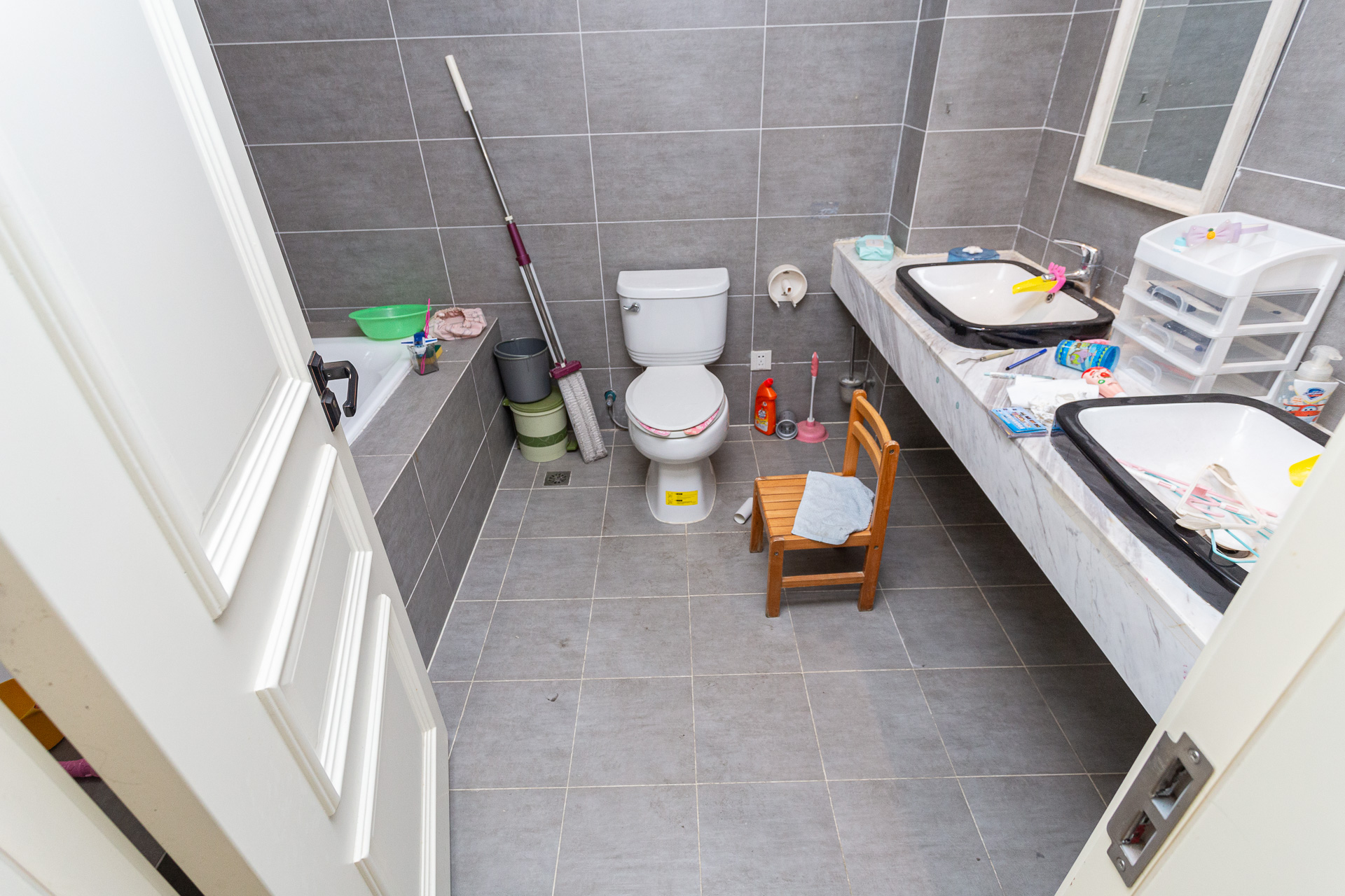 金湘苑（星澜之悦）  4室2厅2卫    166.6万卫生间