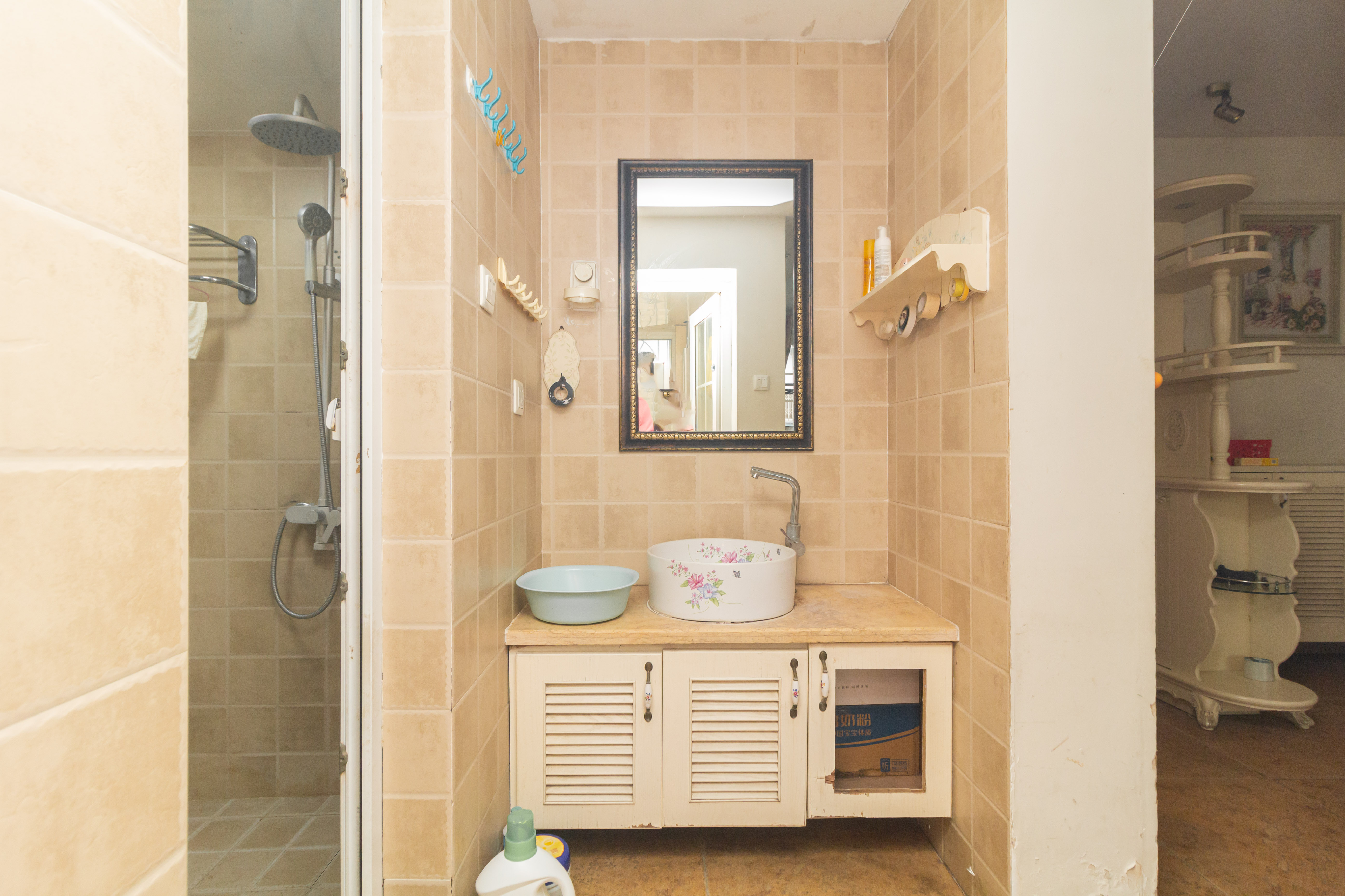 东岸锦城(东方人家)  3室2厅1卫    40.0万 东岸锦城(东方人家)  3室2厅1卫    40.0万卫生间