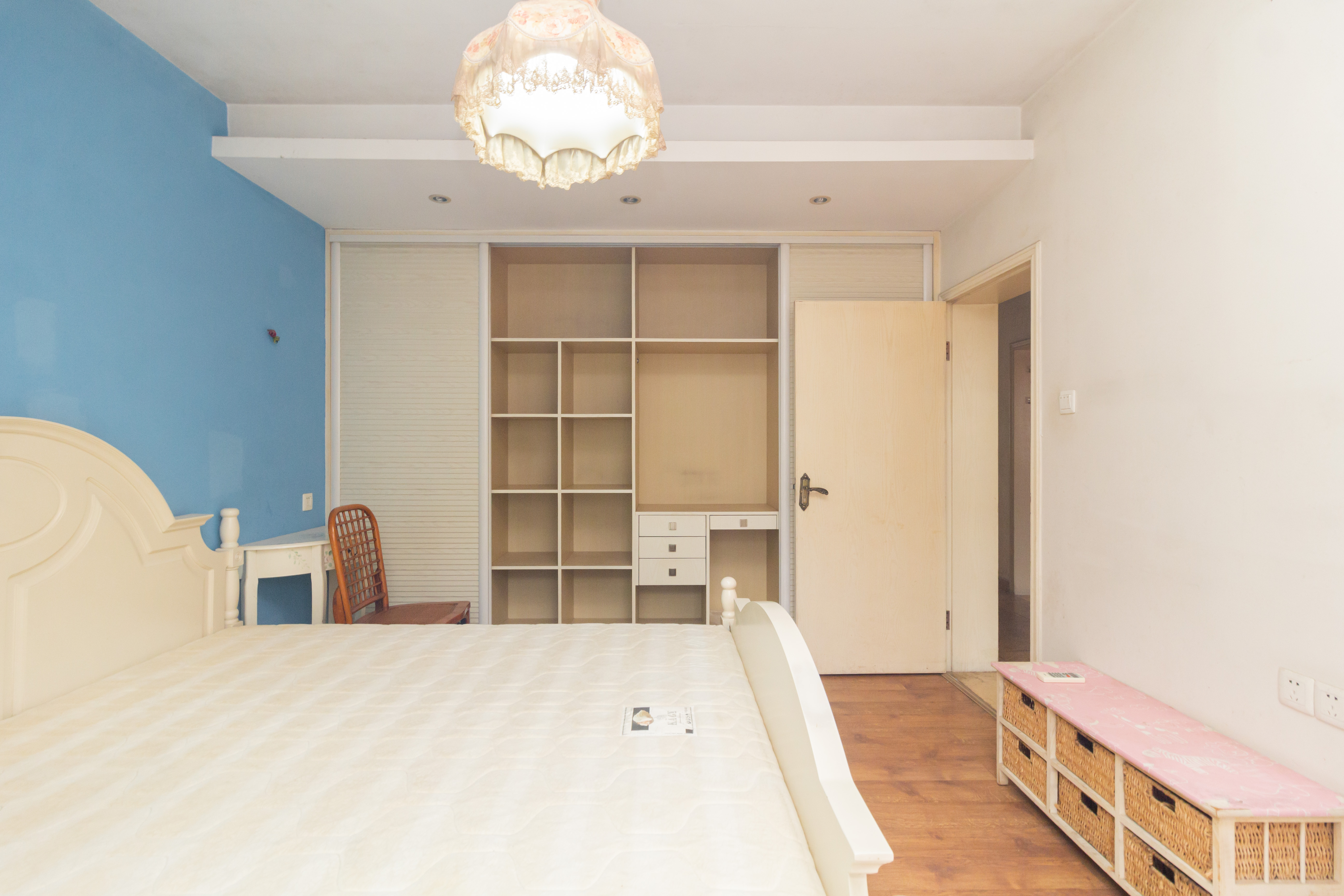 东岸锦城(东方人家)  3室2厅1卫    40.0万 东岸锦城(东方人家)  3室2厅1卫    40.0万卧室