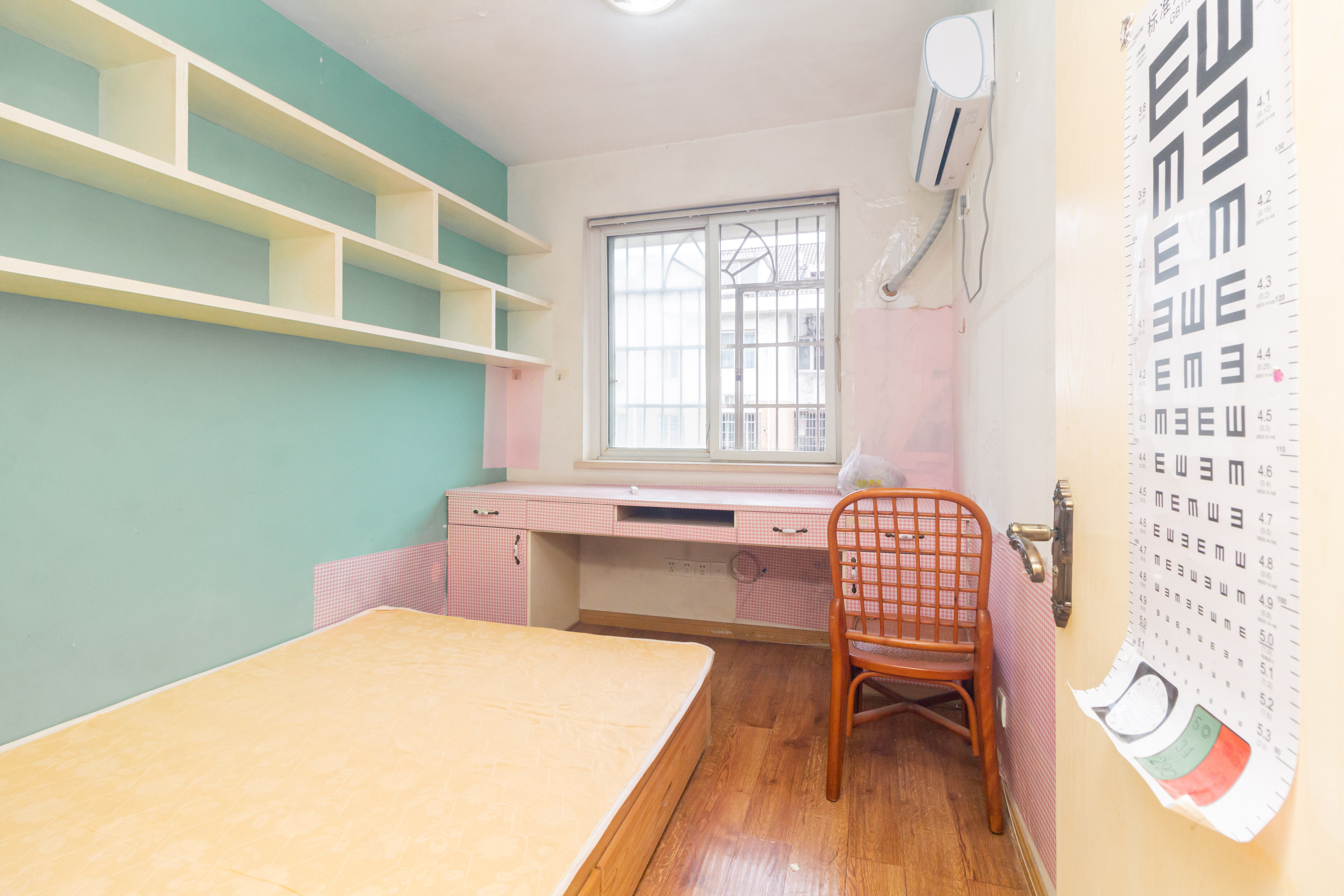 东岸锦城(东方人家)  3室2厅1卫    40.0万 东岸锦城(东方人家)  3室2厅1卫    40.0万卧室