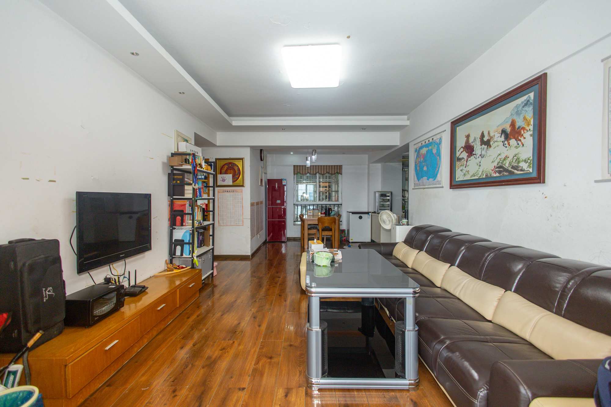 未来现代城 2室2厅1卫 46.0万 未来现代城 2室2厅1卫 46.0万客厅